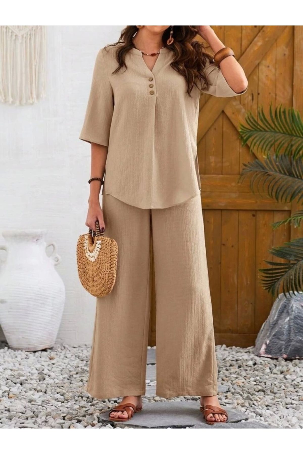 Butik Kadın Kısa Kollu V Hakim Yaka Düğmeli Bürümcük Bluz Ve Pantolon Ikili Takım