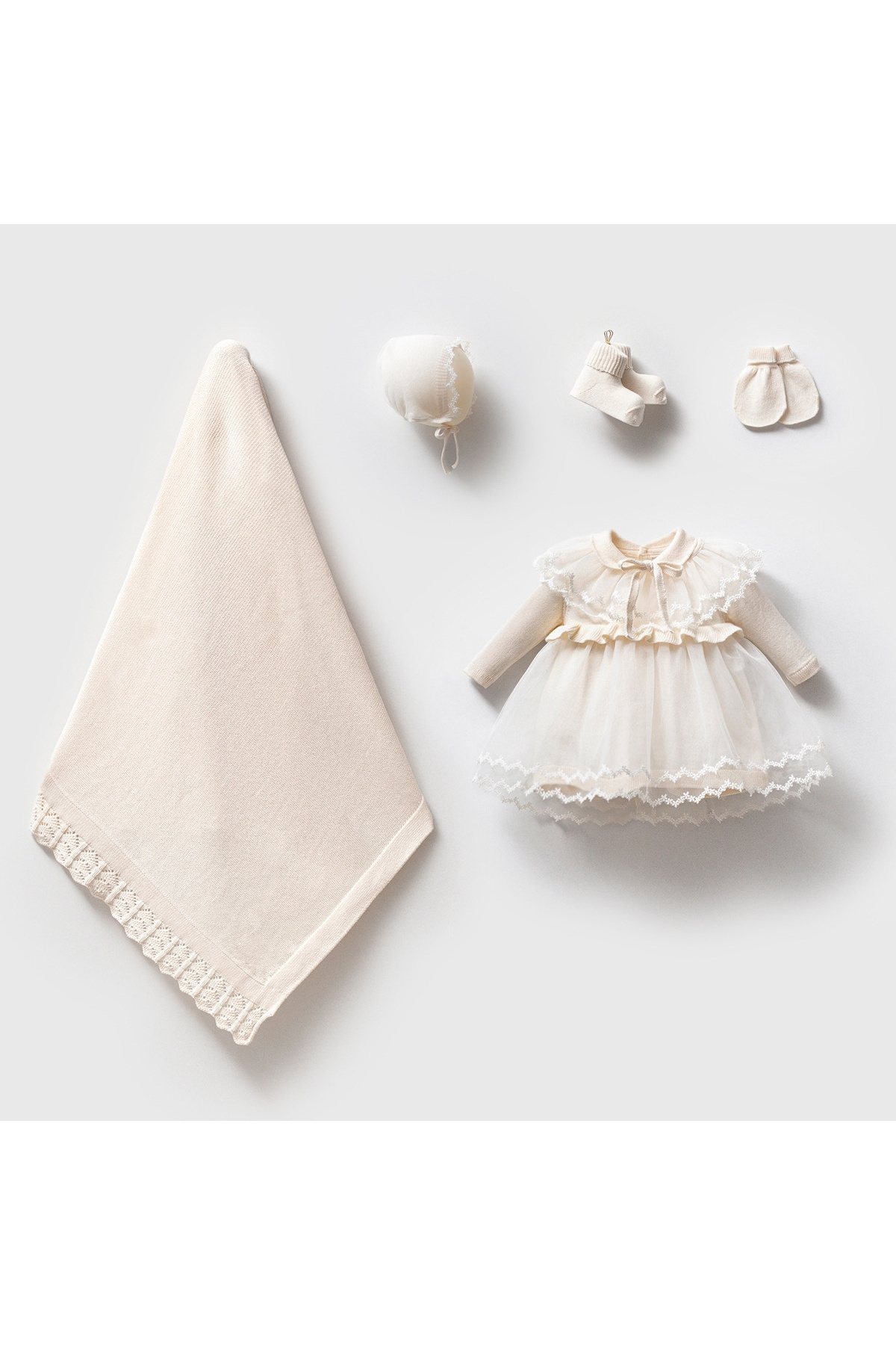 Mert Baby Countes 5'li Triko Organik Hastane Çıkış Seti Tül Detaylı %100 Pamuk Yenidoğan Kız Bebek fotoğrafı 6 (önizleme)