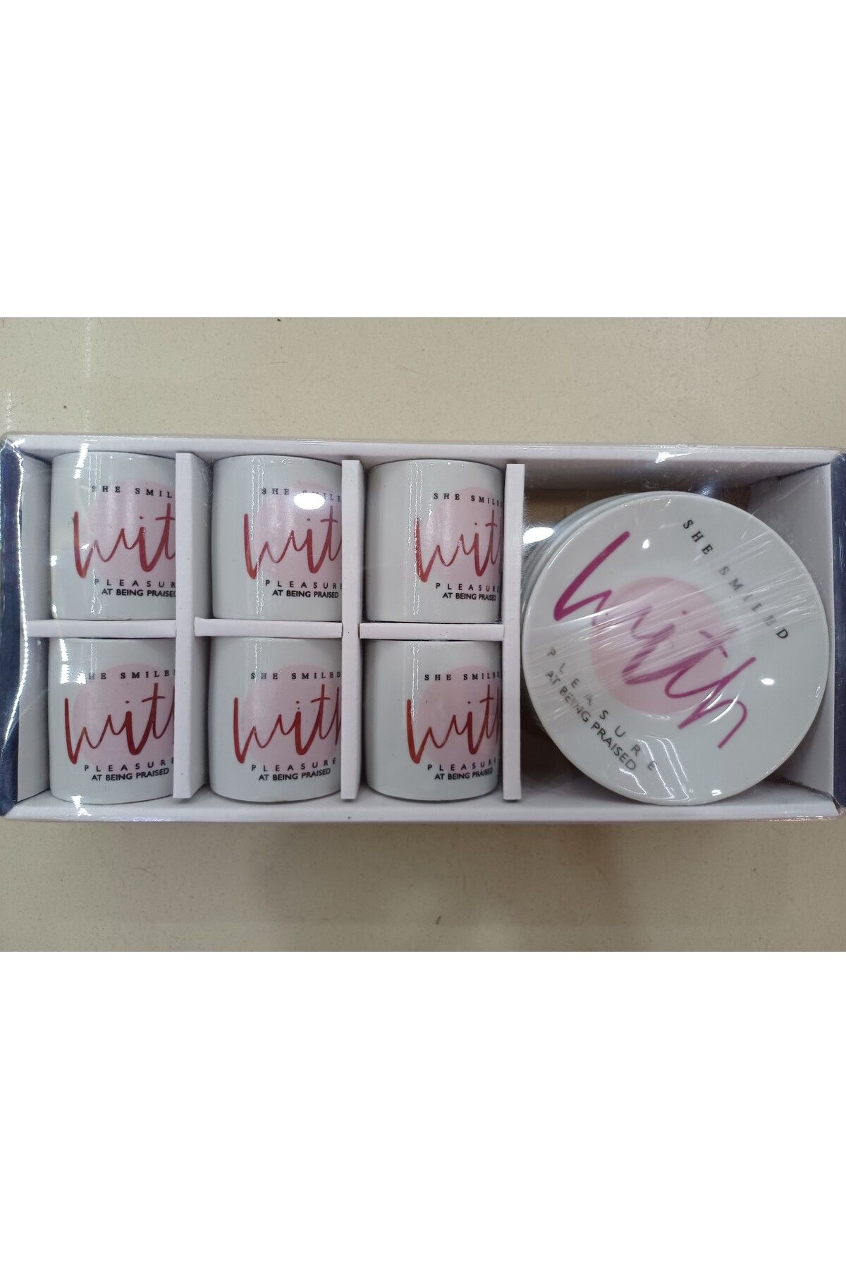 Noname PORSELEN FİNCAN TAKIMI DESENLİ 6 KİŞİLİK