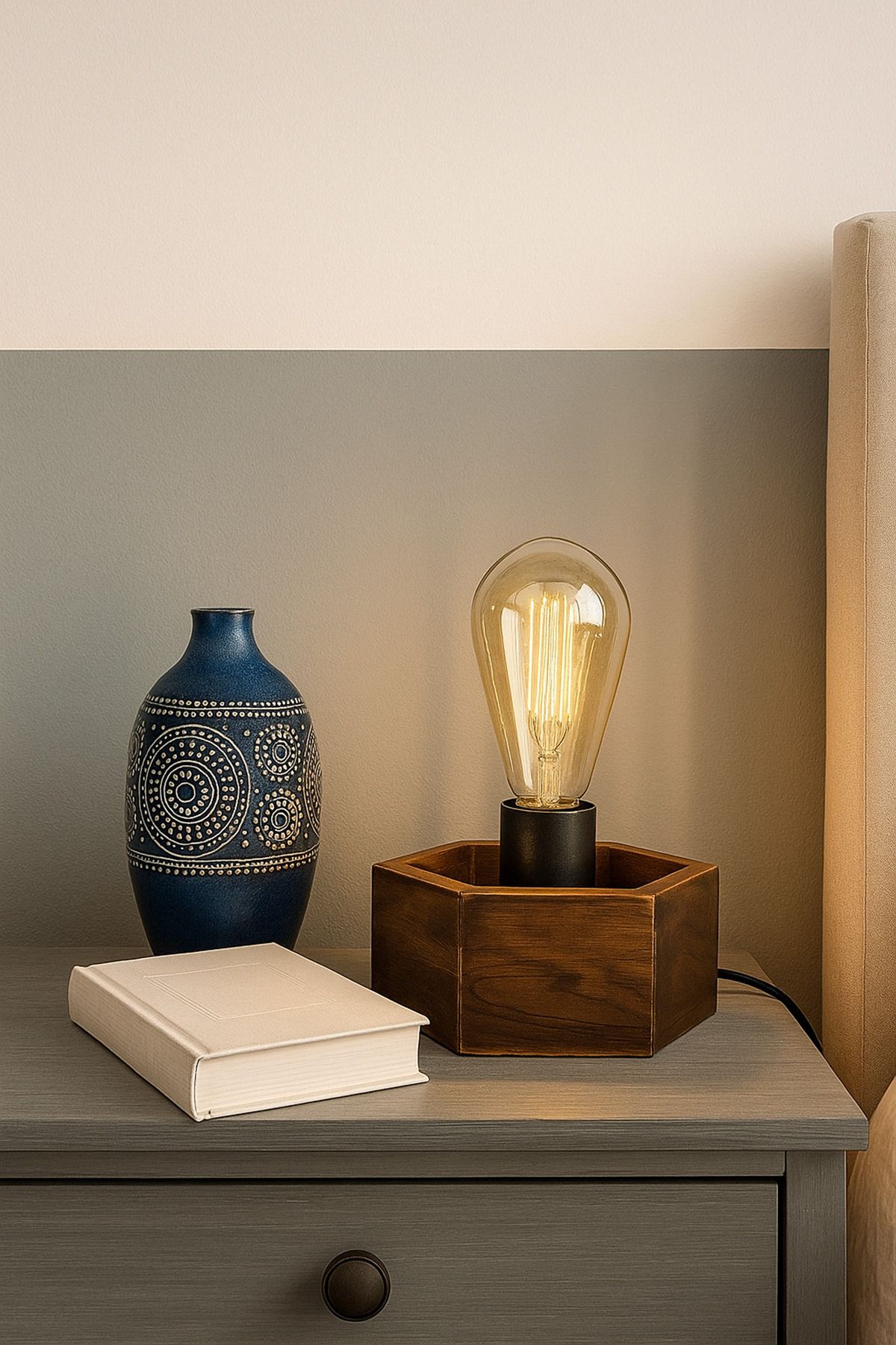 Onouqo Modena Ahşap Tasarım Modern Klasik Rustik Retro Vintage Naturel Eskitme Dekoratif Masa Gece Lambası