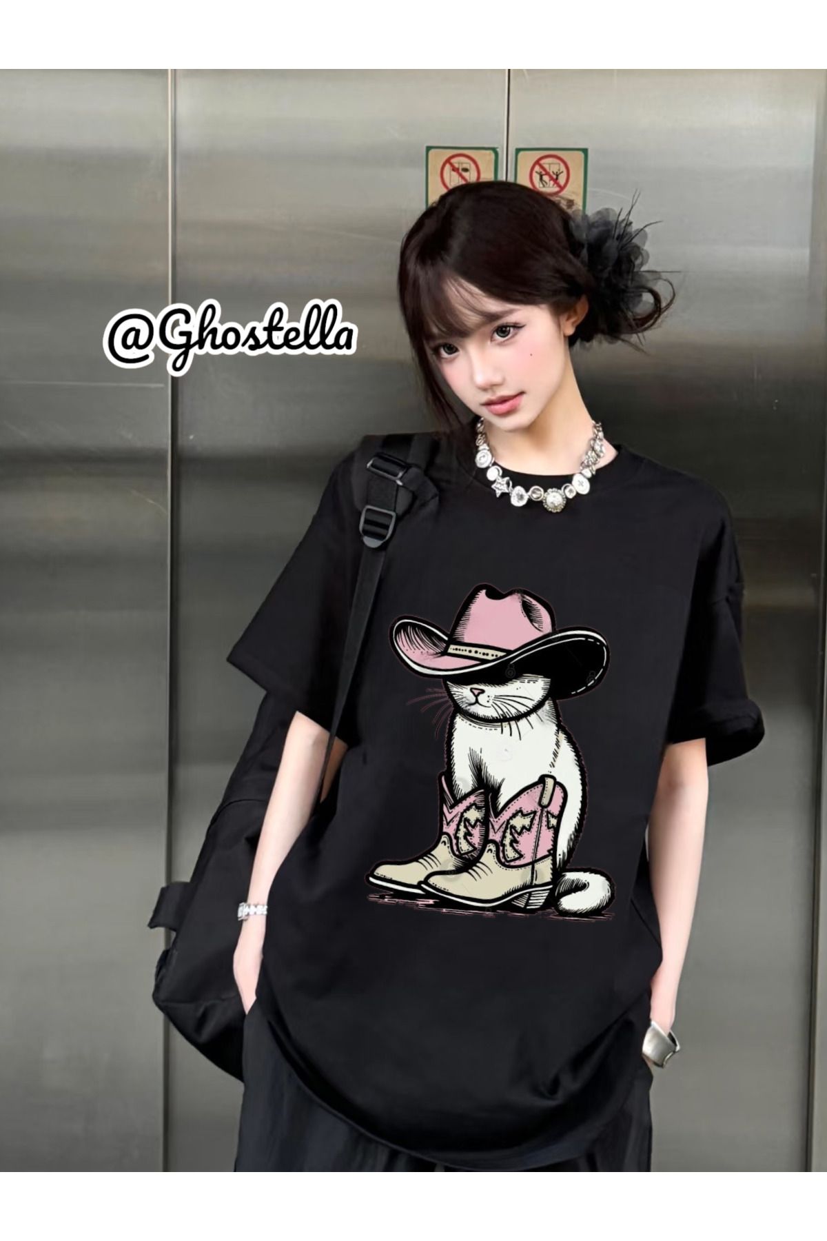 Minga London Siyah Cowboy Cat Baskılı Oversize Unisex Tshirt - Ghostella