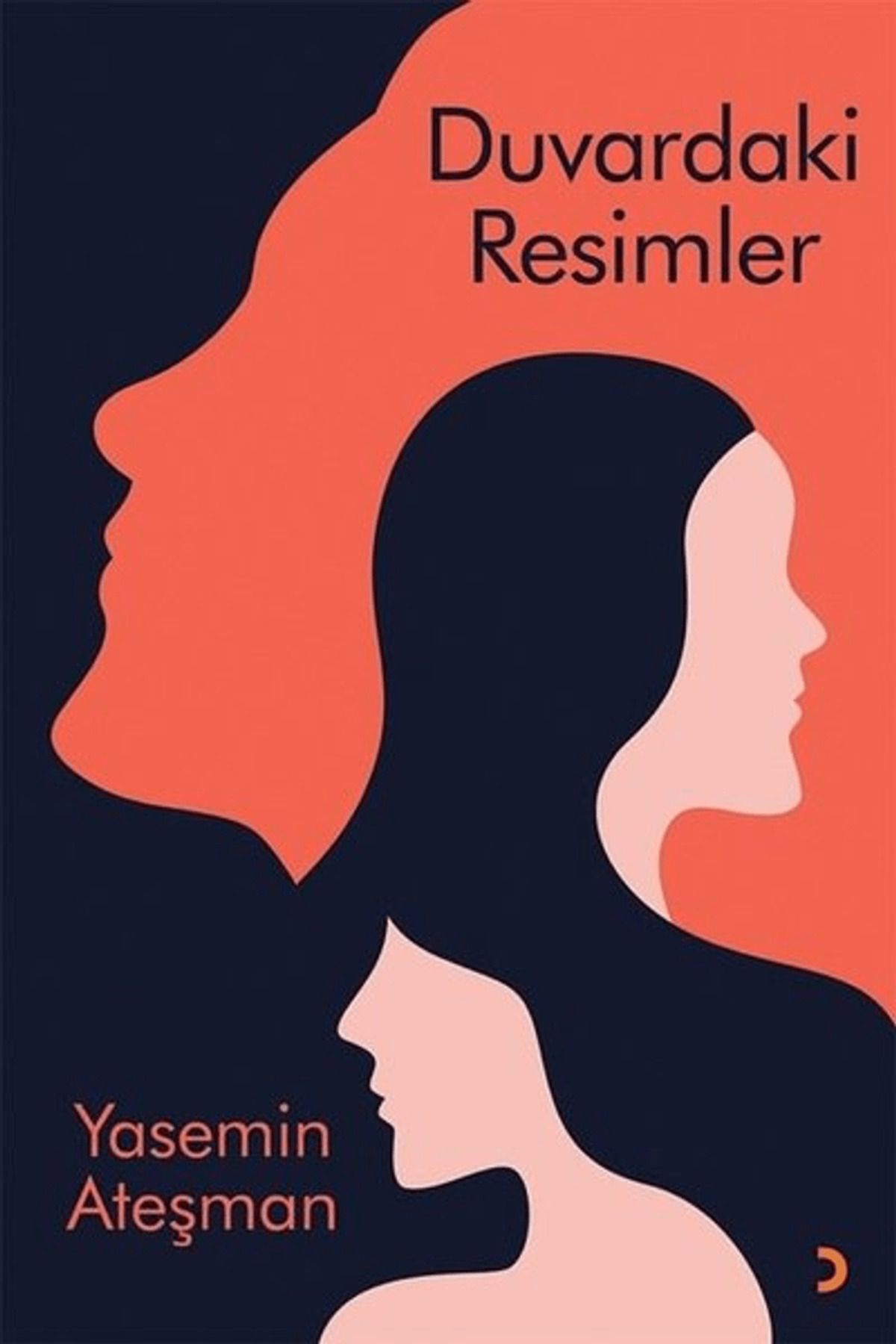 Cinius Yayınları Duvardaki Resimler