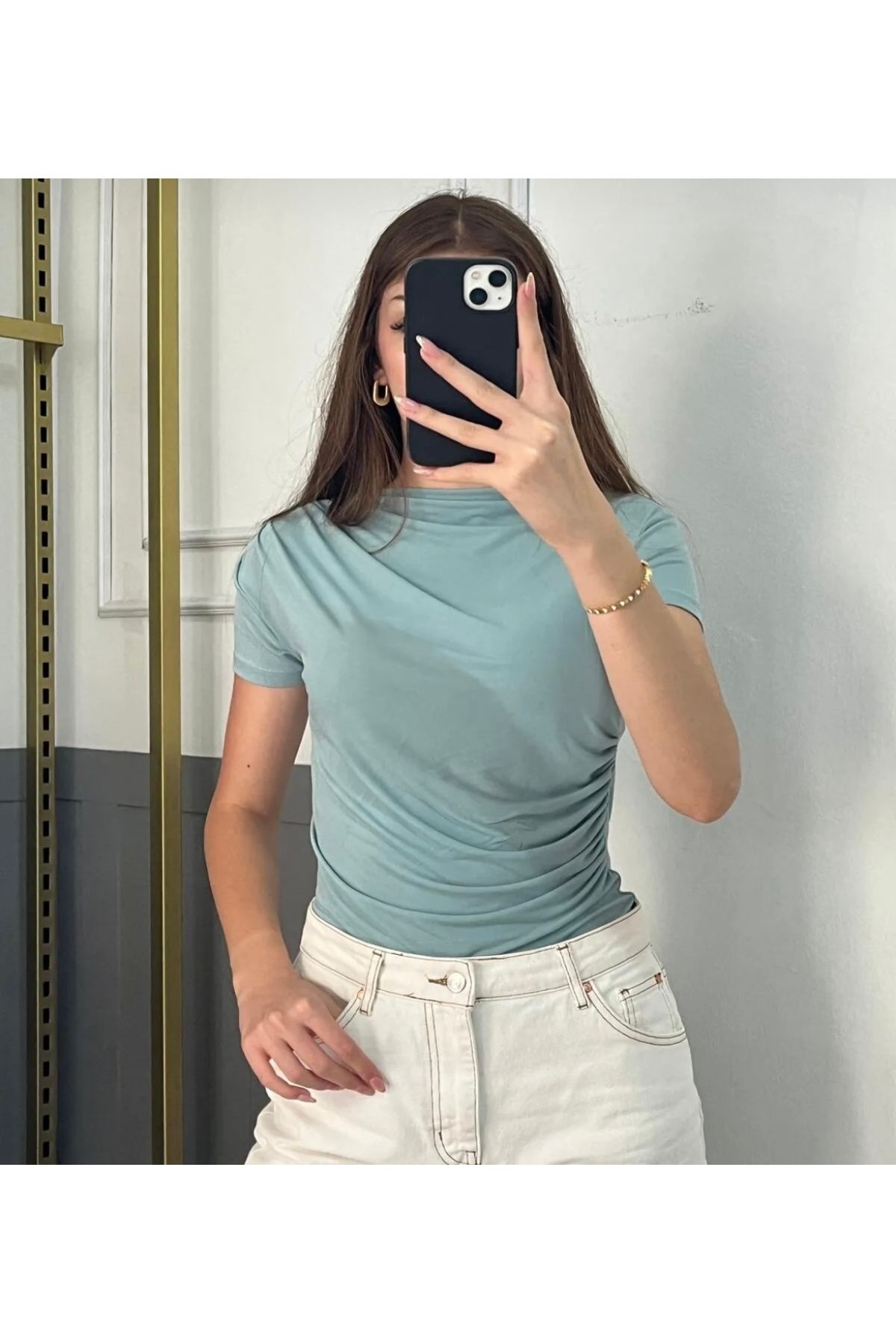 Butik Çağla yeşili kısa kollu bluz