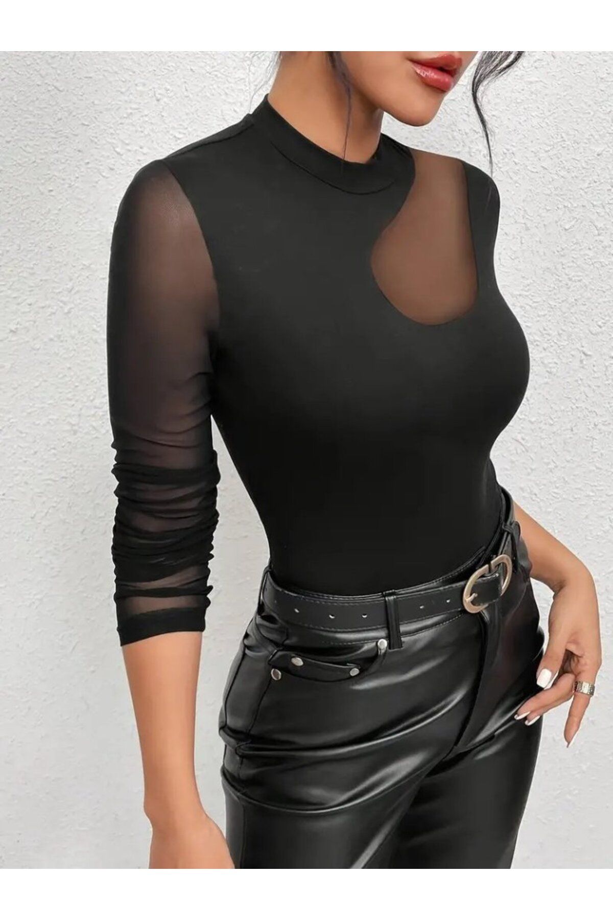 ETİLER COLLECTION Kadın Uzun Kollu Yarı Balıkçı Yaka Kolları Tüllü Dalgıç Bluz
