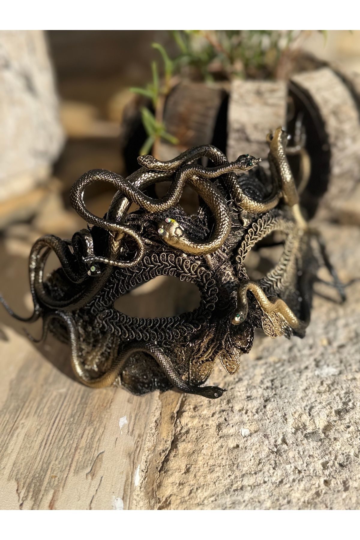 ARZUSONMEZ Özel Tasarım Yılan Aplikli Parti & Dekoratif Maske Vintage Mask