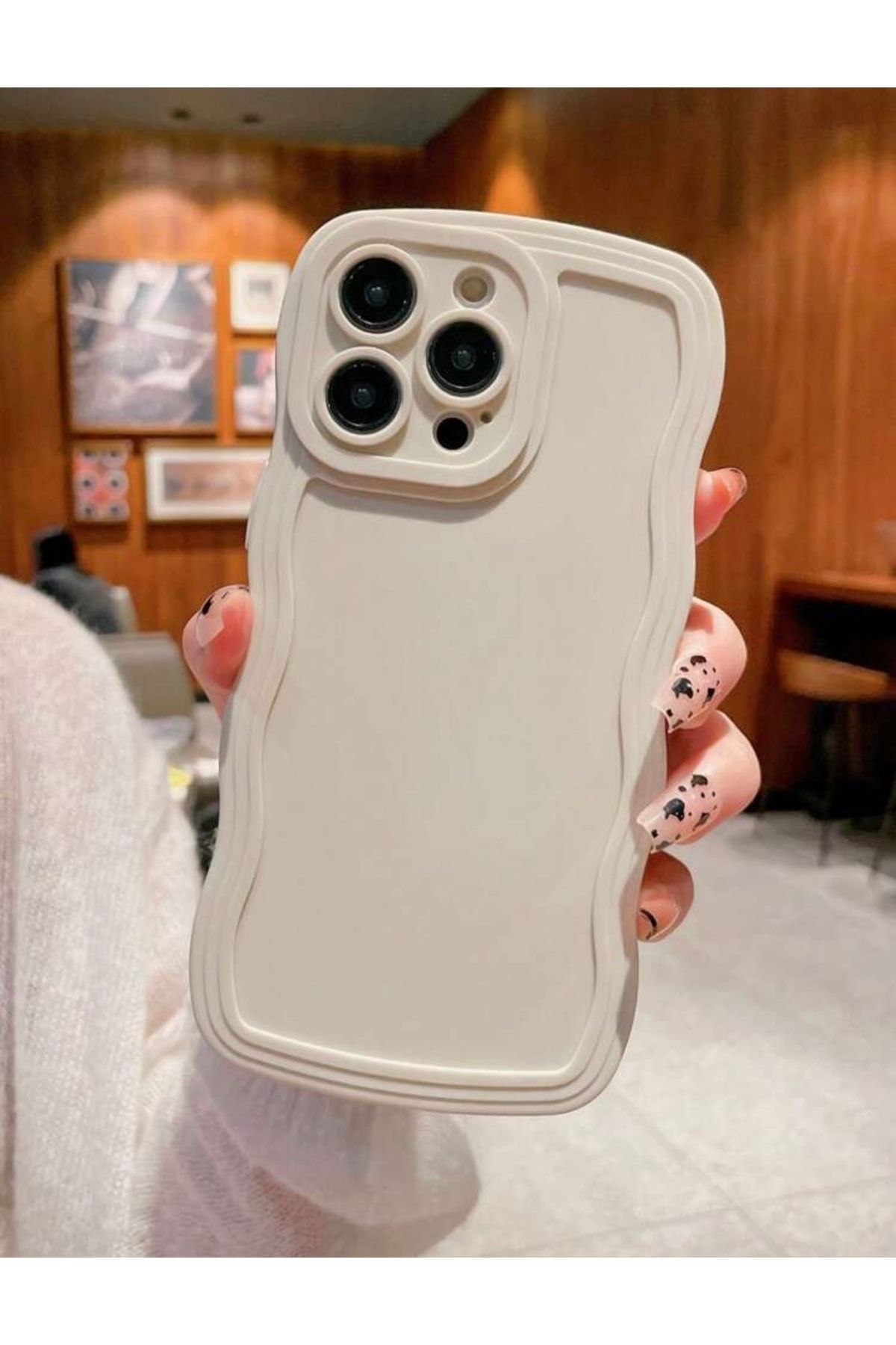 MirazTasarim IPHONE 16 PRO MAX DALGALI KENARLI EKRU KILIF