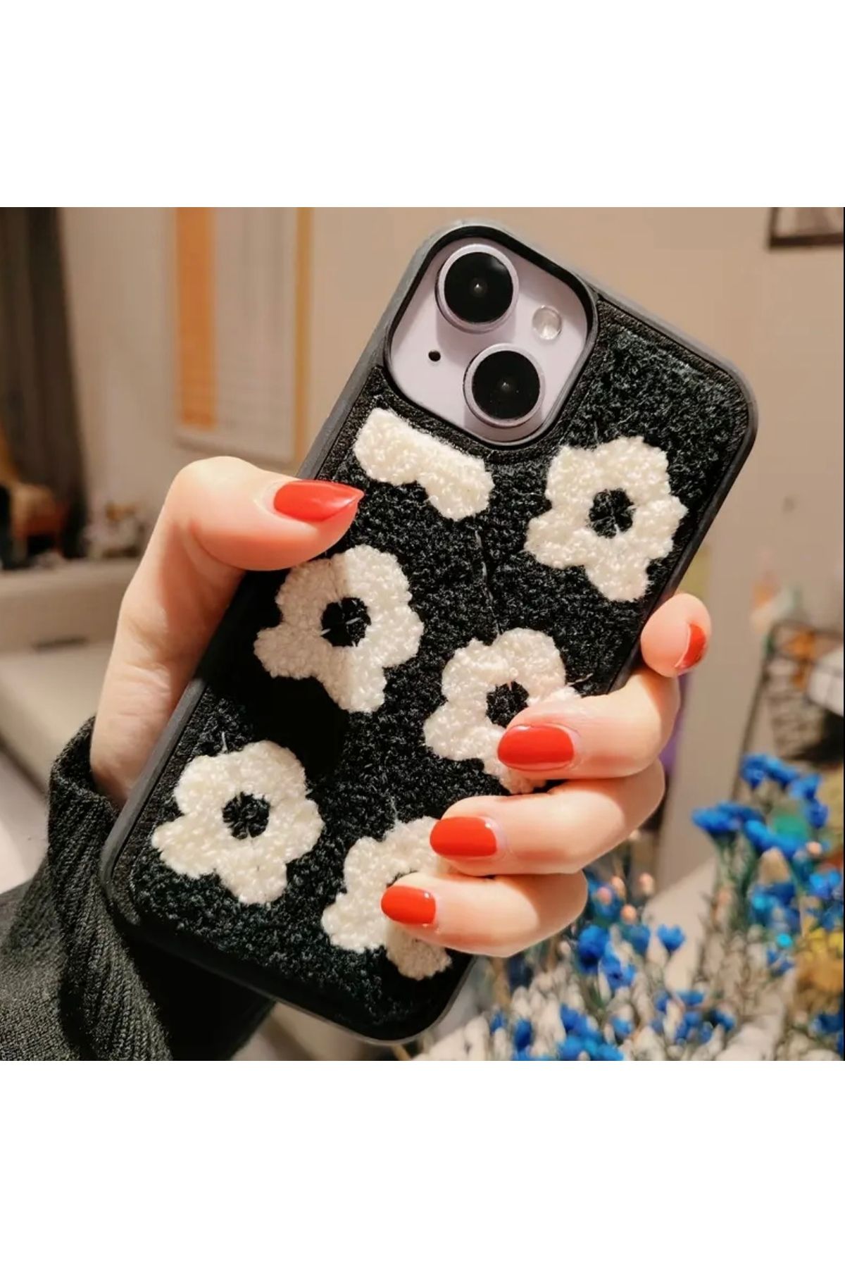 MirazTasarim IPHONE 14/15 PLUS UYUMLU ÇİÇEK PUNCH İŞLEME DEKORLU SİYAH KILIF