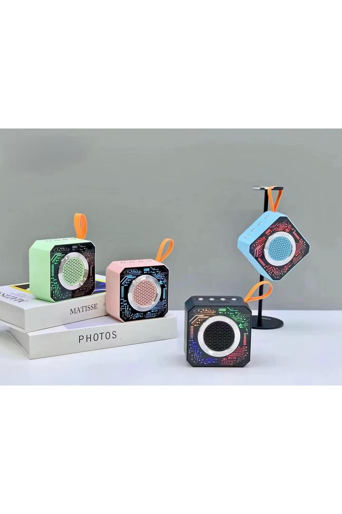 kar-bul Kaliteli Rgb şıklı Bluetooth Speaker Taşınabilir Ses Bombası Yüksek Kalite Hoparlör Ses Seviyesi