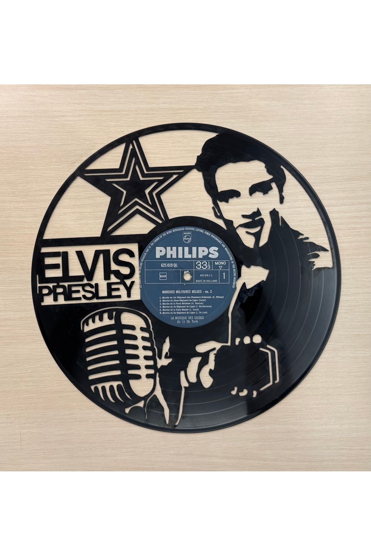 Bi' Dünya Wall Decor Elvis Presley - Gerçek Plaktan Lazer Kesim, Dekoratif Plak (LP) (DEKORLUKTUR, DİNLENEMEZ)