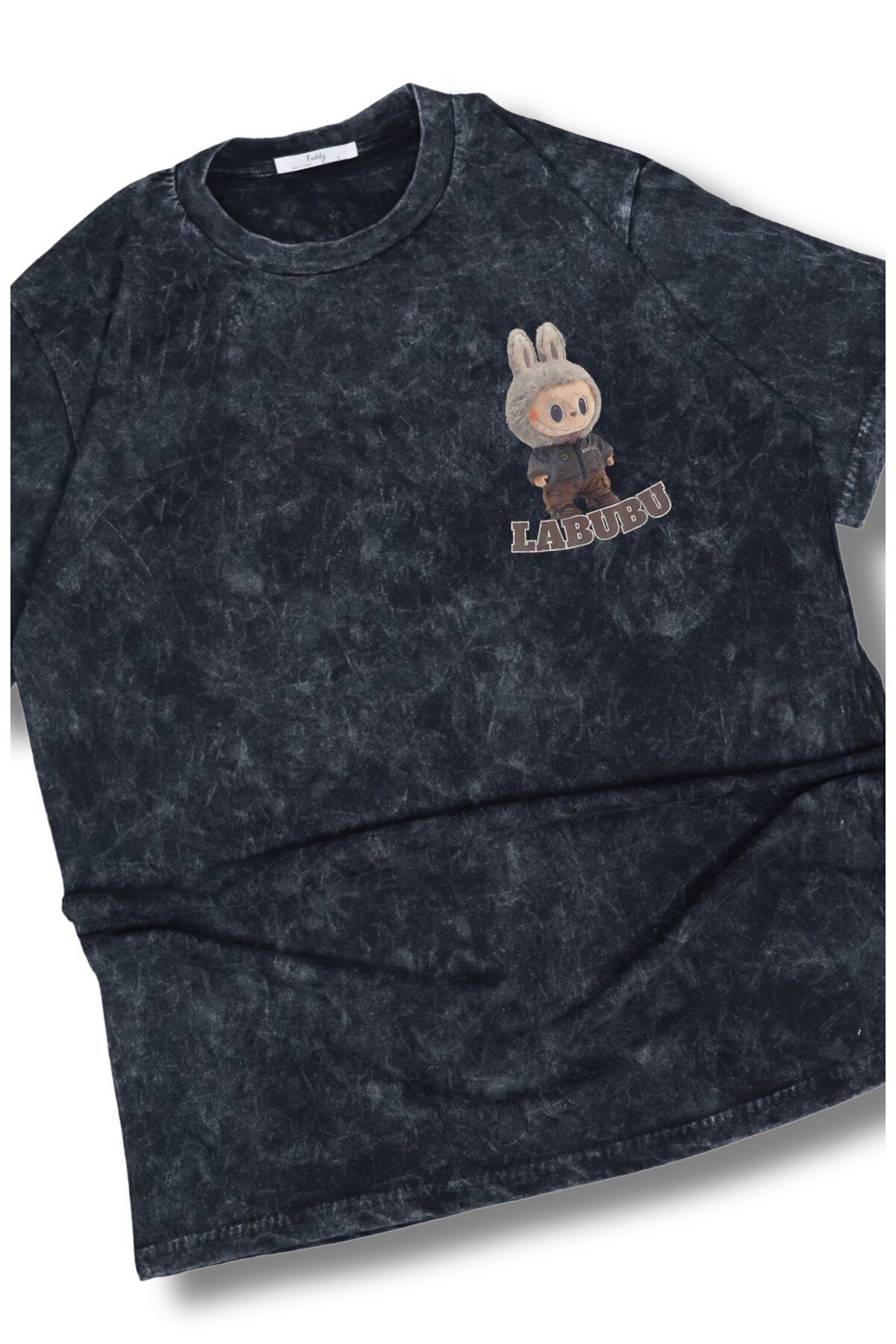 Fuddy Moda Unisex Mini Labubu Cep Baskılı Yıkamalı T-Shirt, Oversize Oyuncak Peluş Temalı Retro Tişört