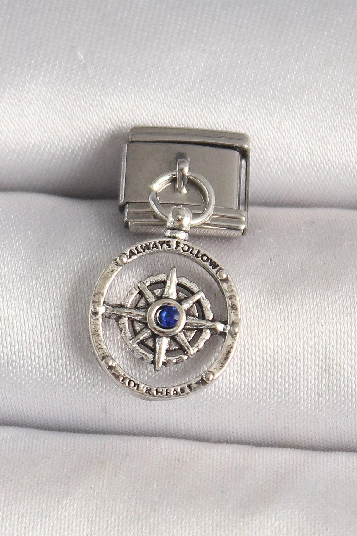 Vita Premio BFS 316L Çelik Gümüş Renk Mavi Taş Detaylı Pusula Model Nomination Charm