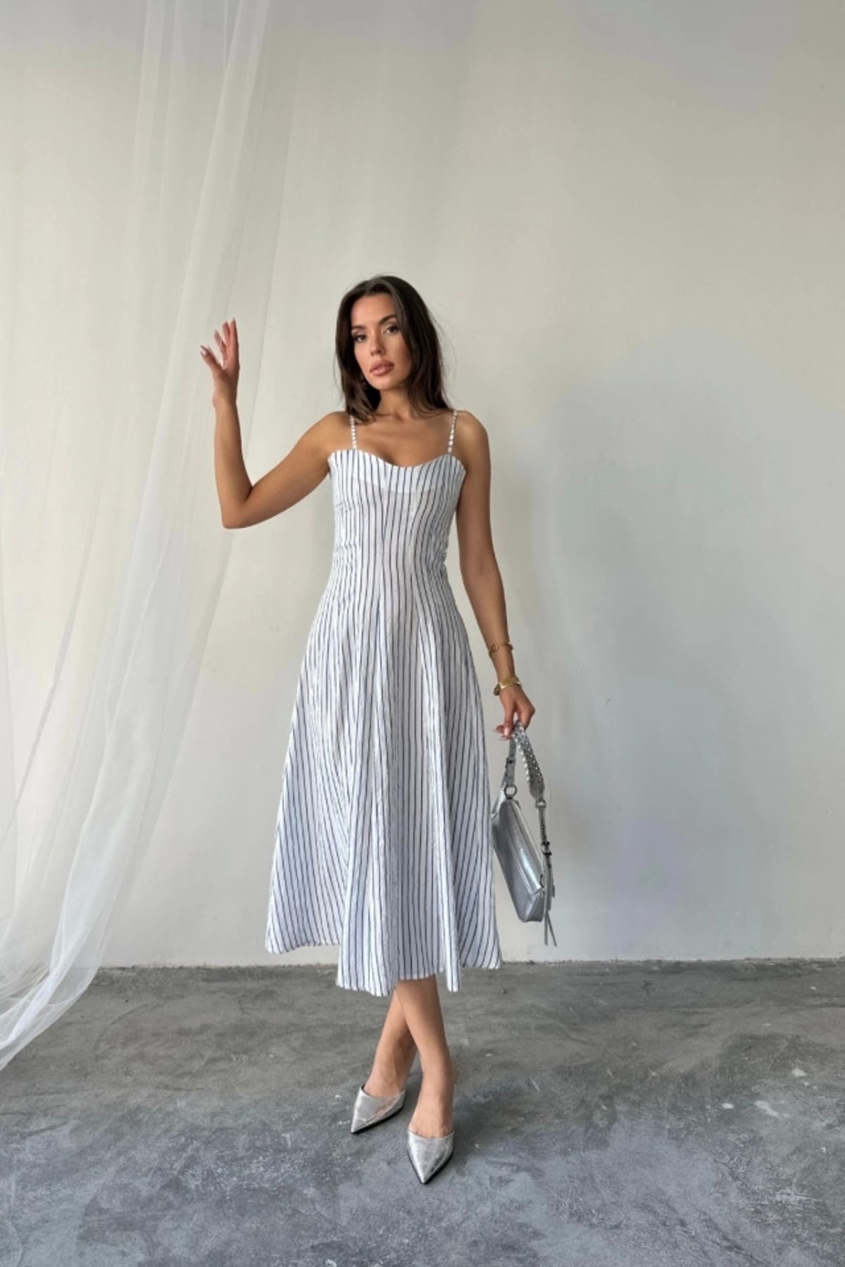 Butik SİMLİ ÇİZGİLİ ASKILI ELBİSE MİDİ BOY - Mavi