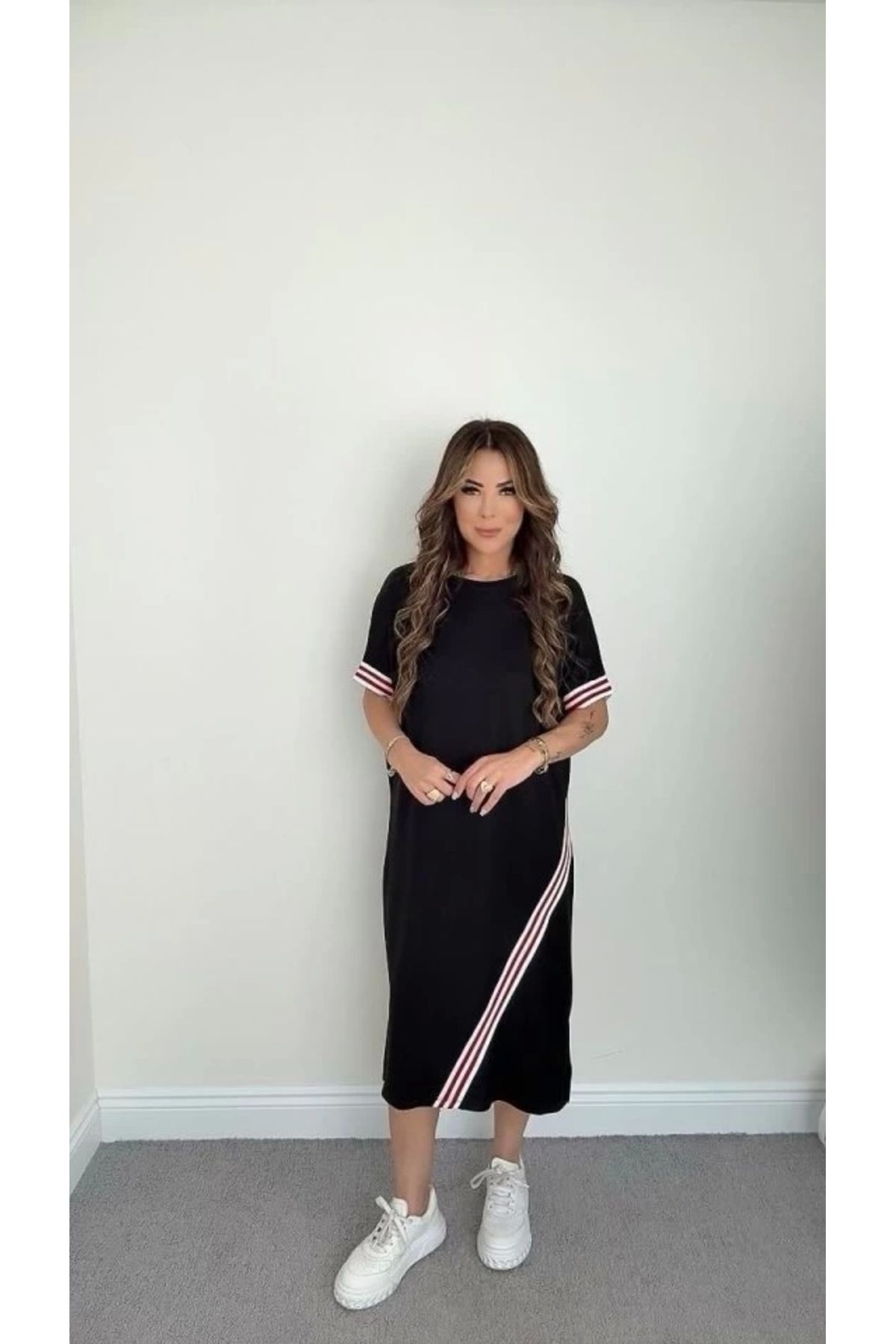 Butik Kadın Kol Ve Etek şerit Detaylı Midi Boy Elbise
