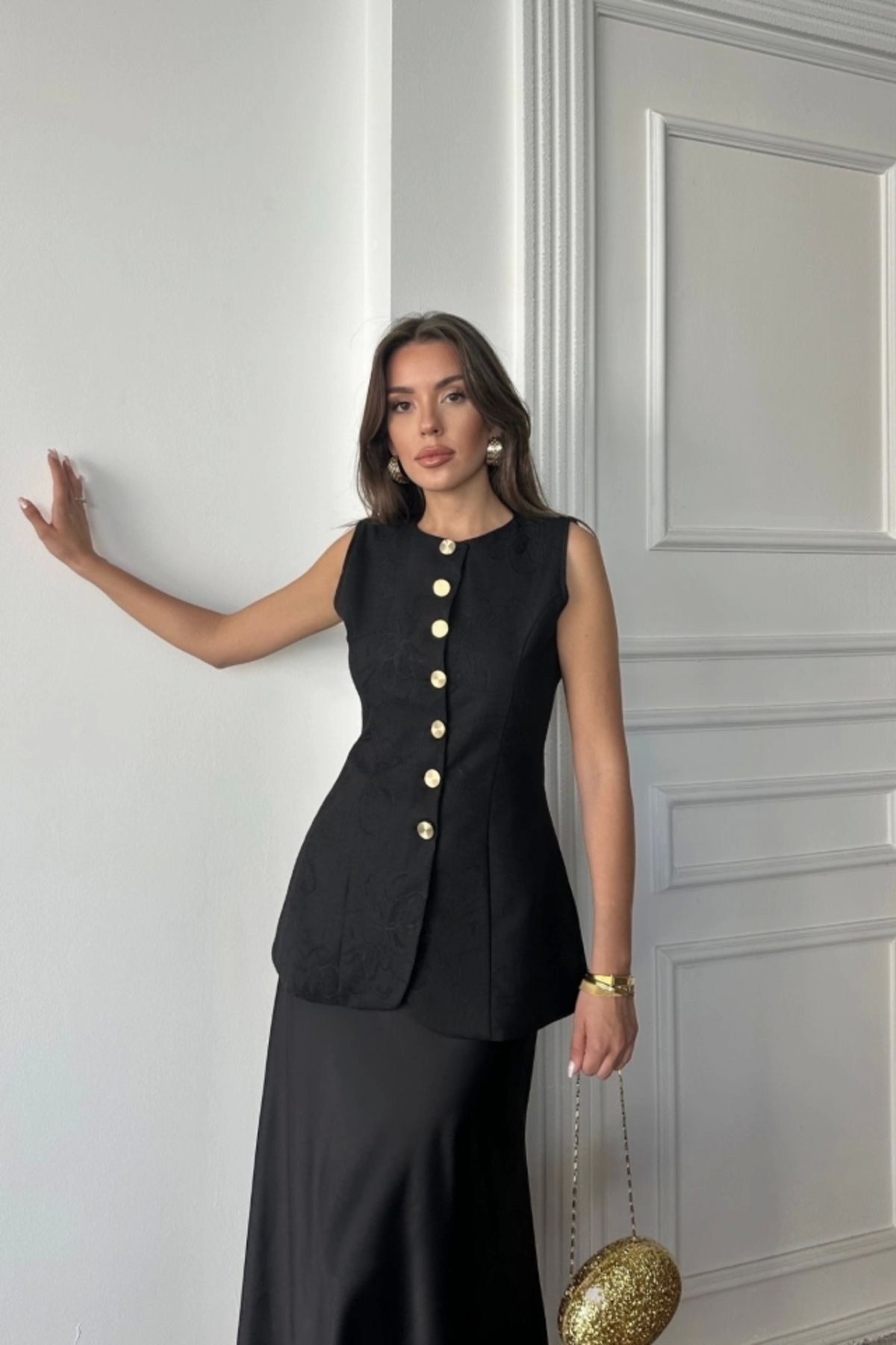 Butik JAKAR KETEN YELEK BELDEN OTURTMALI GOLD DÜĞMELİ - Siyah