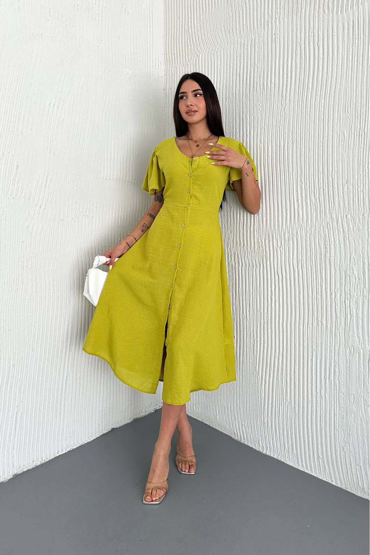 Neşeli Butik kadın kuşaklı kruvaze yaka keten elbise NBK058