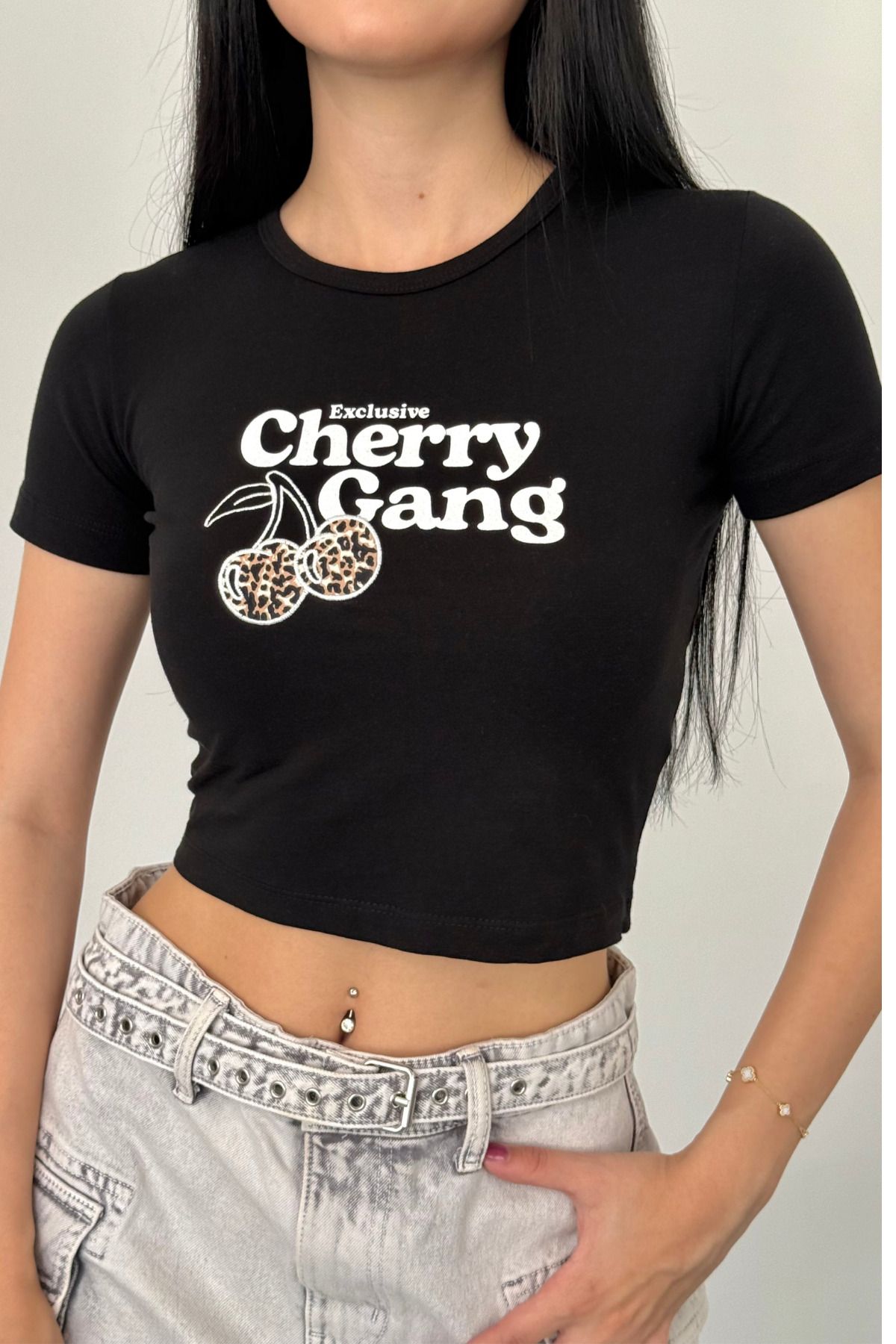 alanora Kadın Cherry Kiraz Baskılı Likralı Bisiklet Yaka Crop