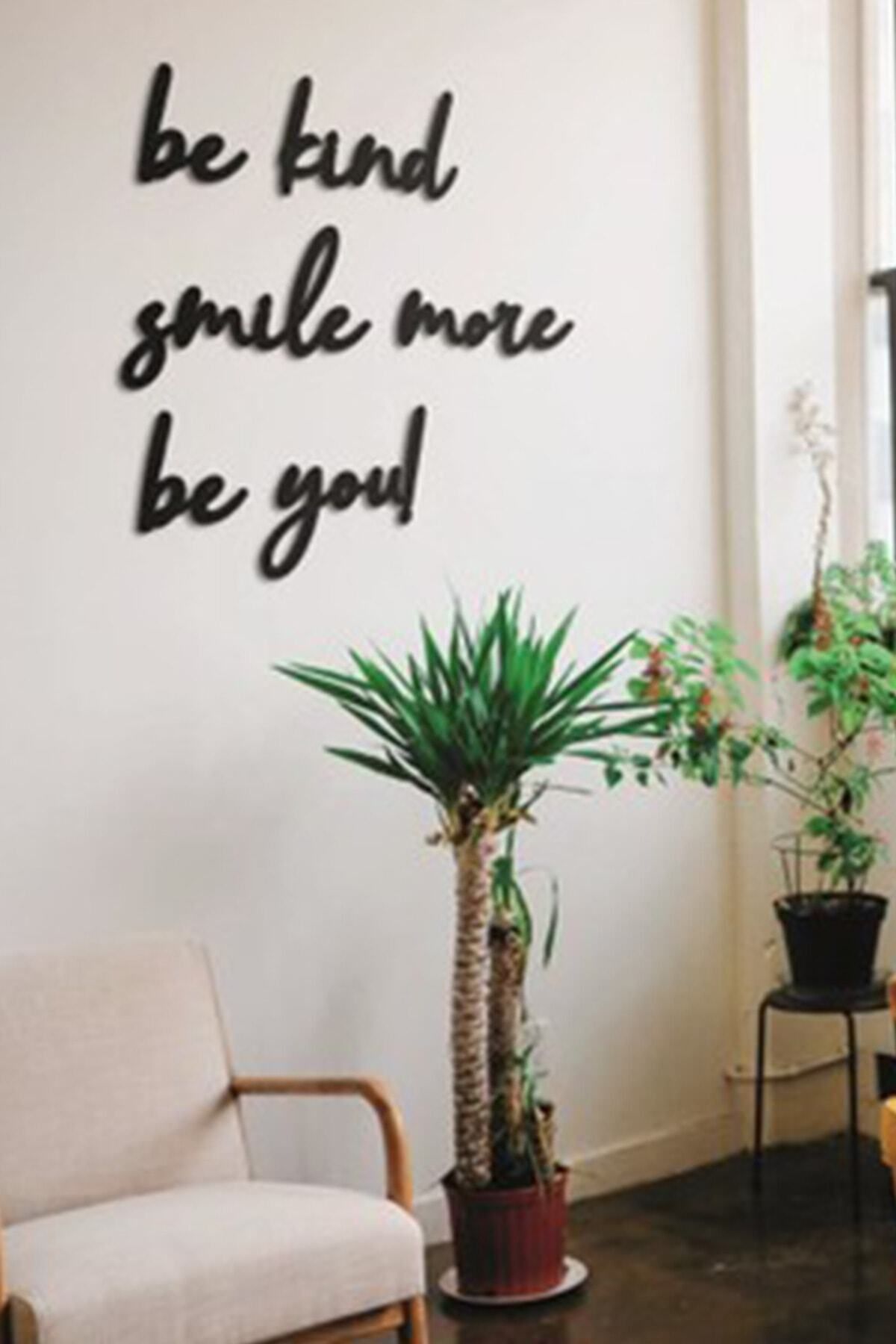 Elioure Siyah Ahşap Çerçeveli Be Kind Smile More Be You Duvar Dekoru 80x80 cm