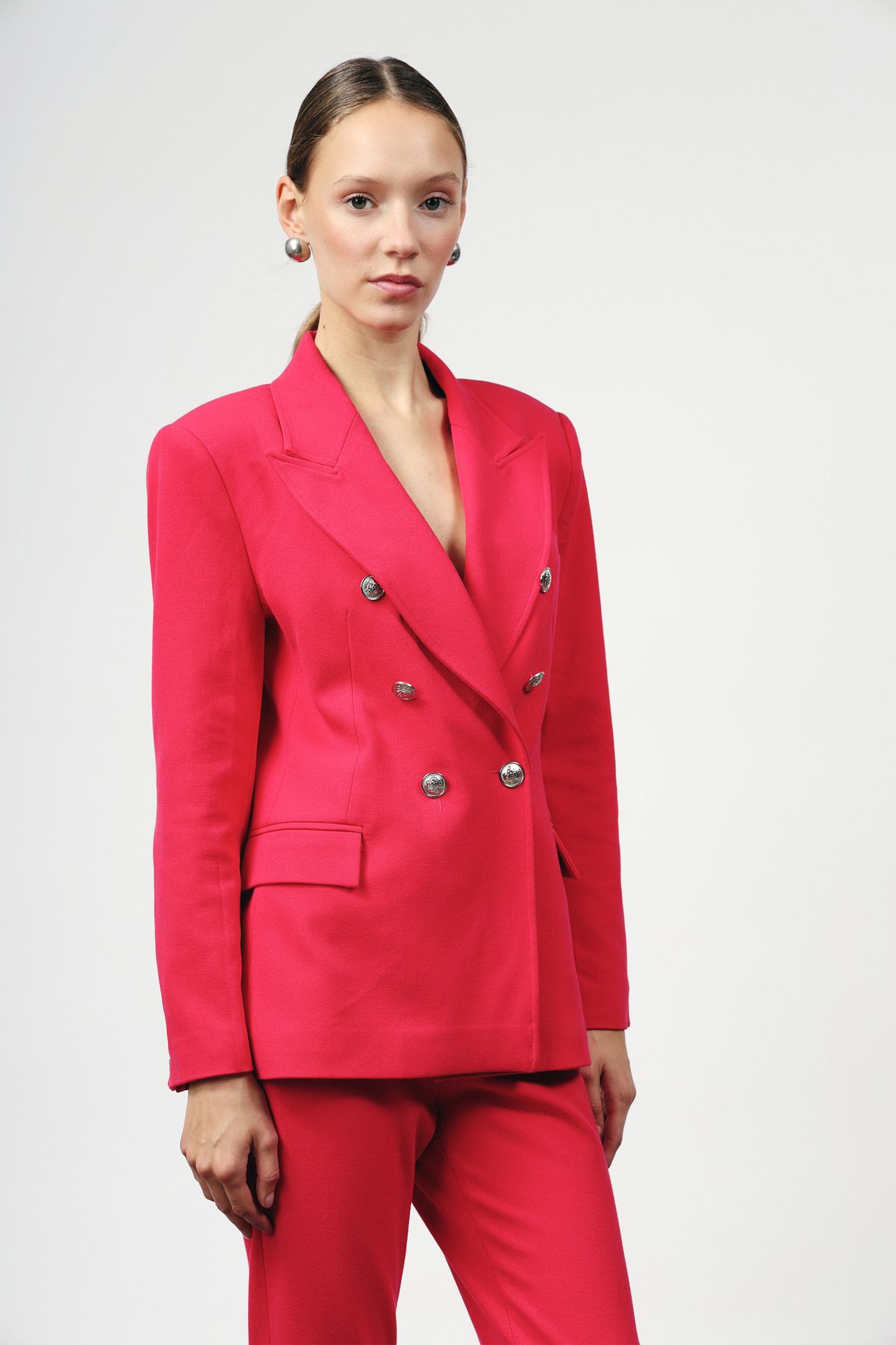 Diagonal Çift Düğmeli Blazer Ceket