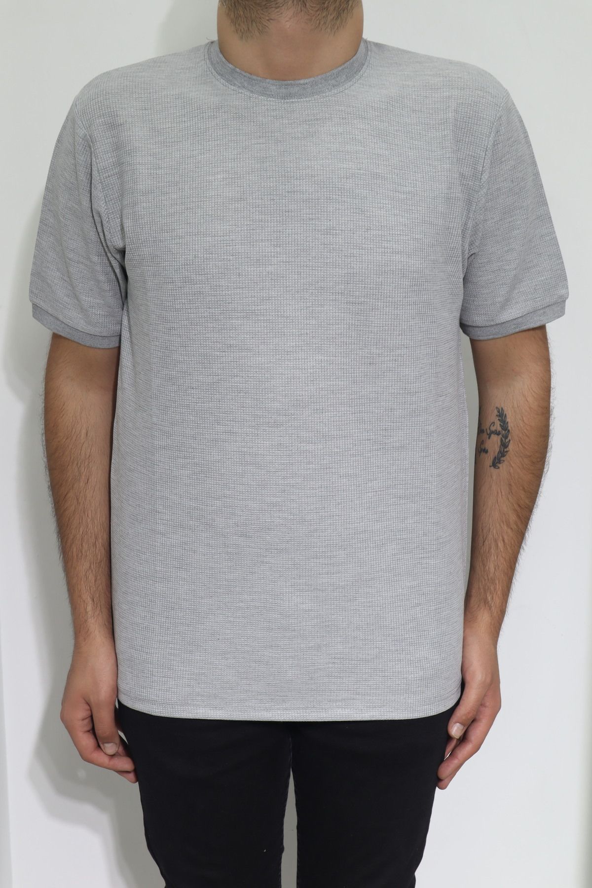 Özhürmet Triko DMC TEKSTİL Erkek Gri Düz Spor Kesim Normal Kalıp Bisiklet Yaka T-Shirt