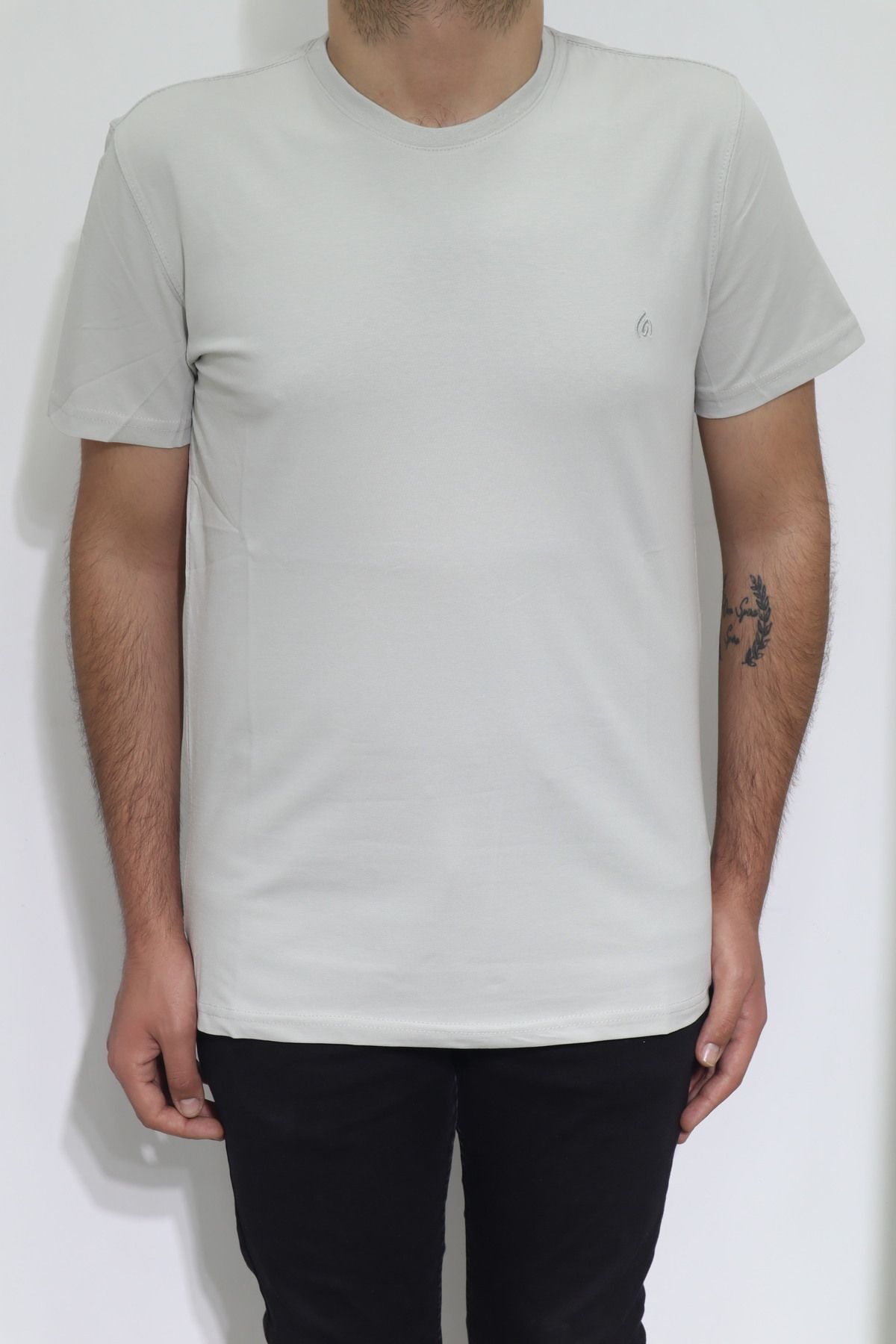 Özhürmet Triko DMC TEKSTİL Erkek Gri Düz Spor Kesim Normal Kalıp Bisiklet Yaka T-Shirt