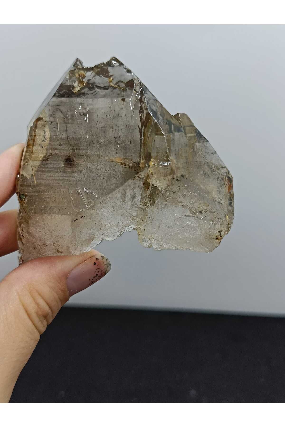 Elioure Dumanlı kuvars doğal taş kütle, kahverengi, şık ve enerjik dekoratif obje
