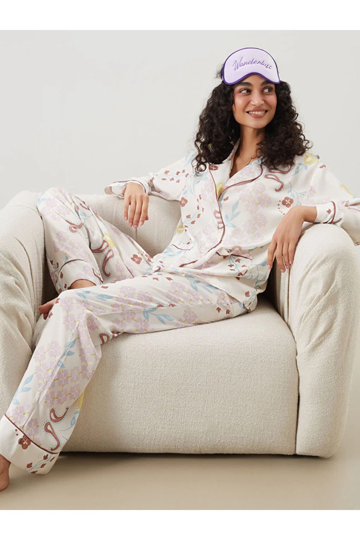 LC Waikiki LCW DREAM Ekru Gömlek Yaka Desenli Kadın Pijama Takımı