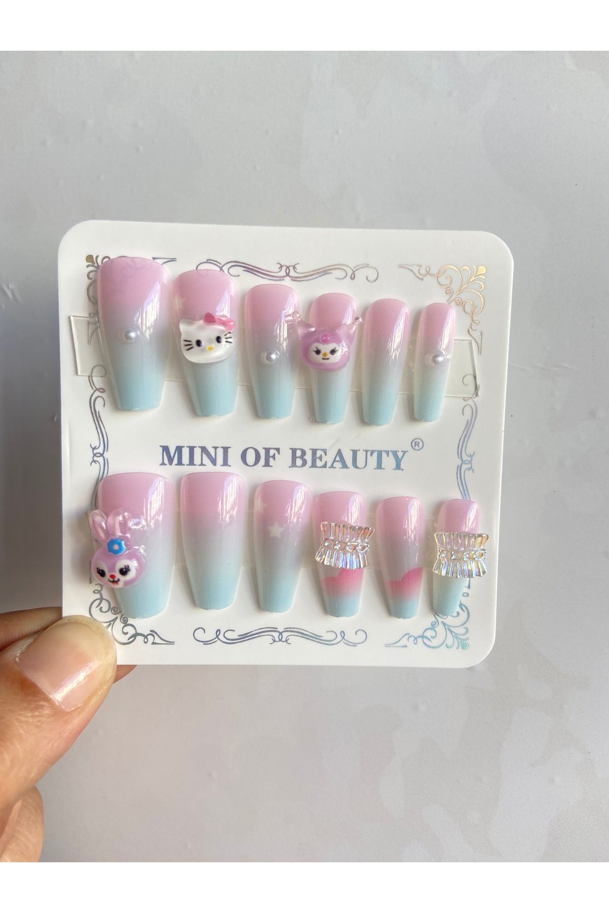 synshop Hello Kitty Kuromi Tavşan 3D Figür İncili Carmlı 12 Adet Jel Görünümlü Lüx Kutulu Takma Tırnak