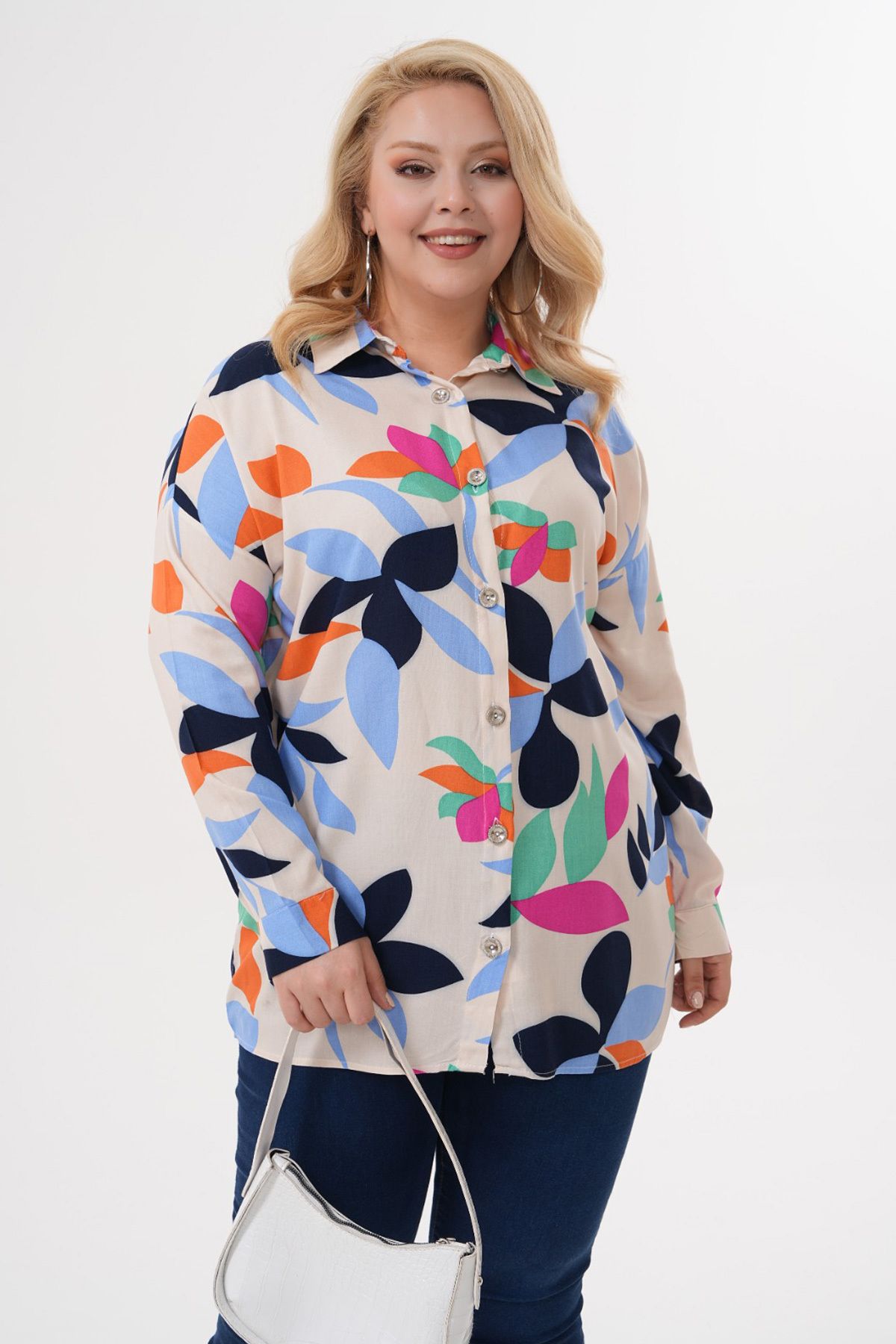 Polologin Butik Soyut Yaprak Desenli Bej Viskon Tunik
