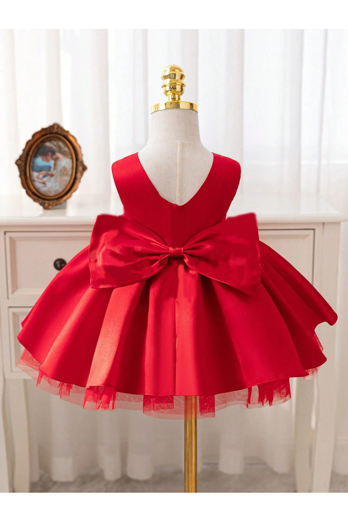 MadyaButik Kız Bebek Seda Model Kırmızı Doğum Günü Elbise fotoğrafı 2 (önizleme)