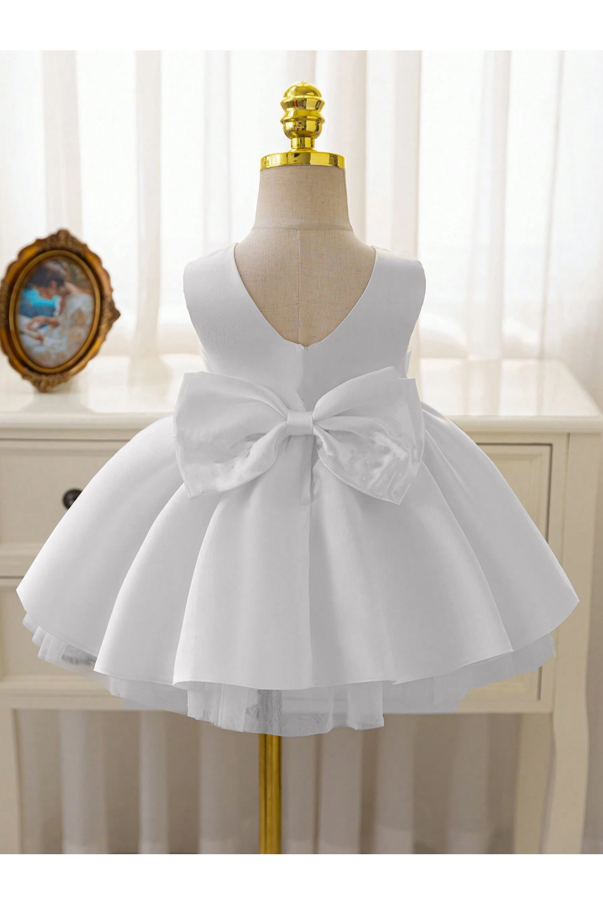 MadyaButik Kız Bebek Seda Model Beyaz Doğum Günü Elbise fotoğrafı 2 (önizleme)
