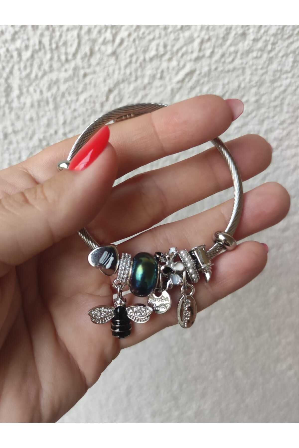 MoS JEWELLERY Paslanmaz Çelik Gümüş Renk Arı Detaylı Zirkon Taşlı Charm Bileklik