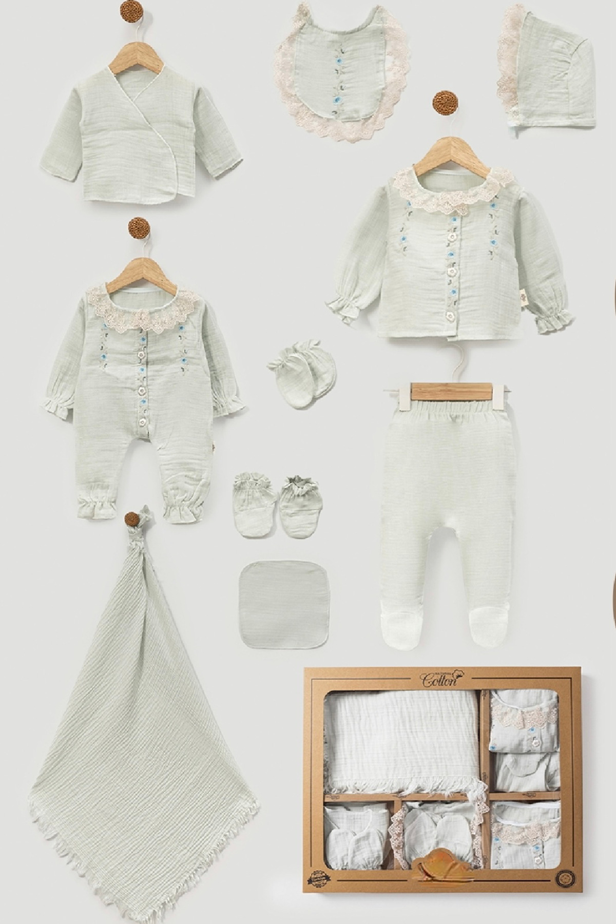 Cherub Baby Dantel Yaka Çiçek Nakışlı Müslin Kız Bebek Yenidoğan 10 Parça Hastane Çıkışı Zıbın Seti fotoğrafı 3 (önizleme)