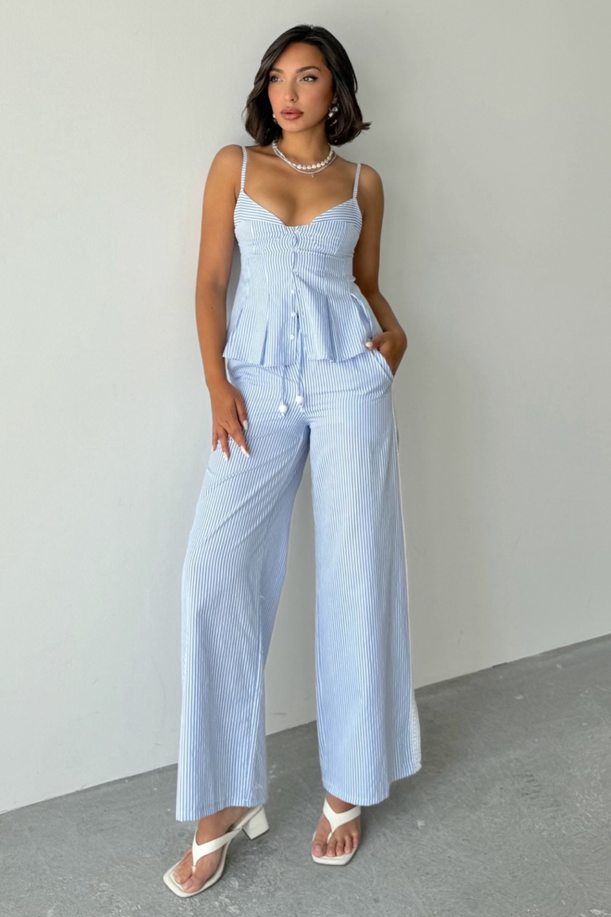 Trendyolmilla  Mavi Çizgili Askılı Bluz Pantolon Dokuma Alt - Üst Takım TWOSS25AU00123