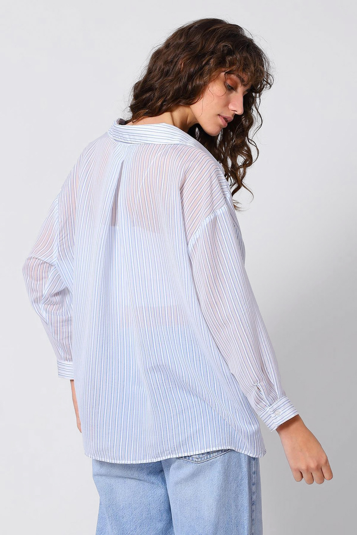 Trendyolmilla  Mavi Çizgili Gömlek TWOSS25GO00171 - Görsel 3