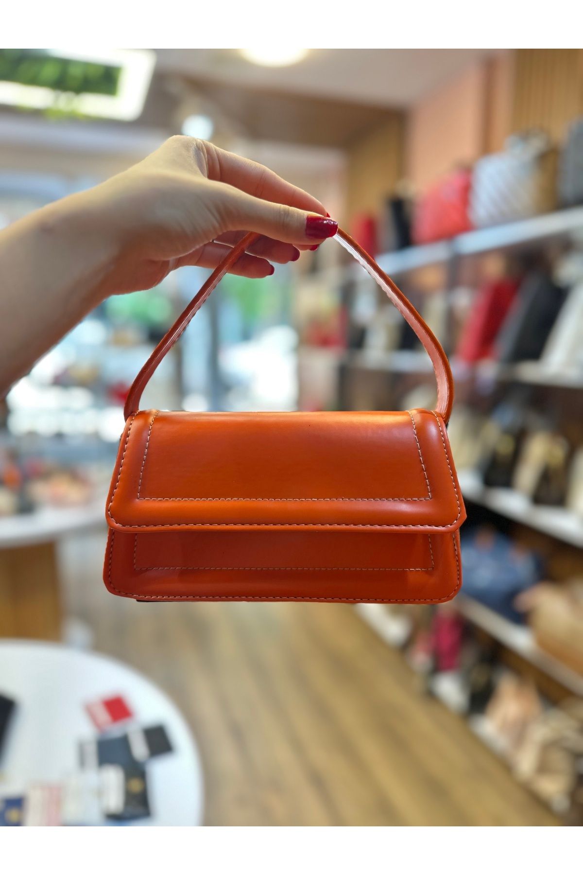 Store Kadın Küçük Deri El ve Kol Çantası