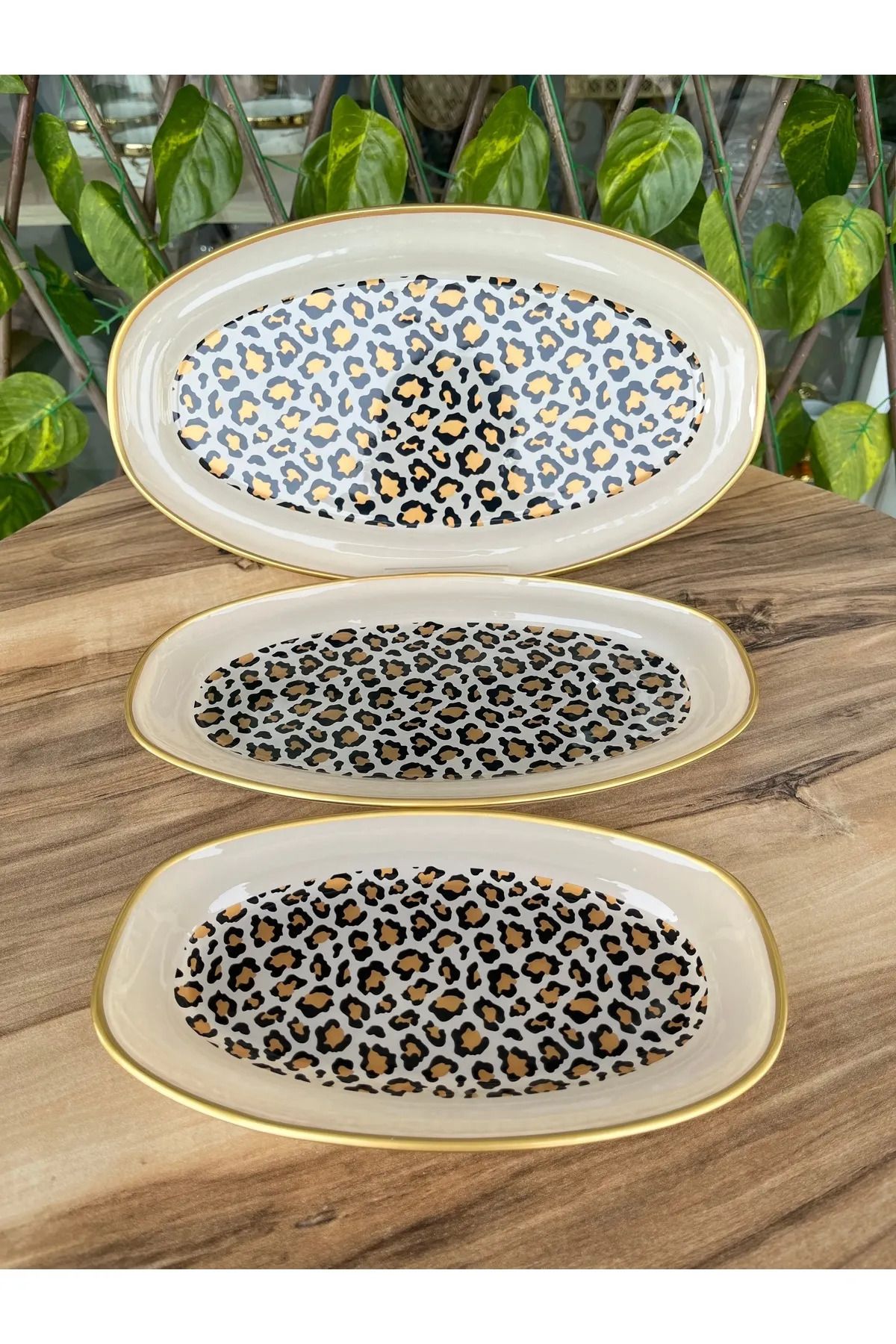 B&M-Presentation Leopard Patterned Boat Plate Set of 3 3