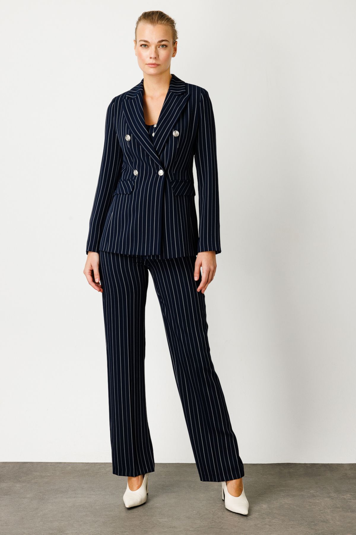 Ekol-Line Patterned Jacket with Flap Pockets 3