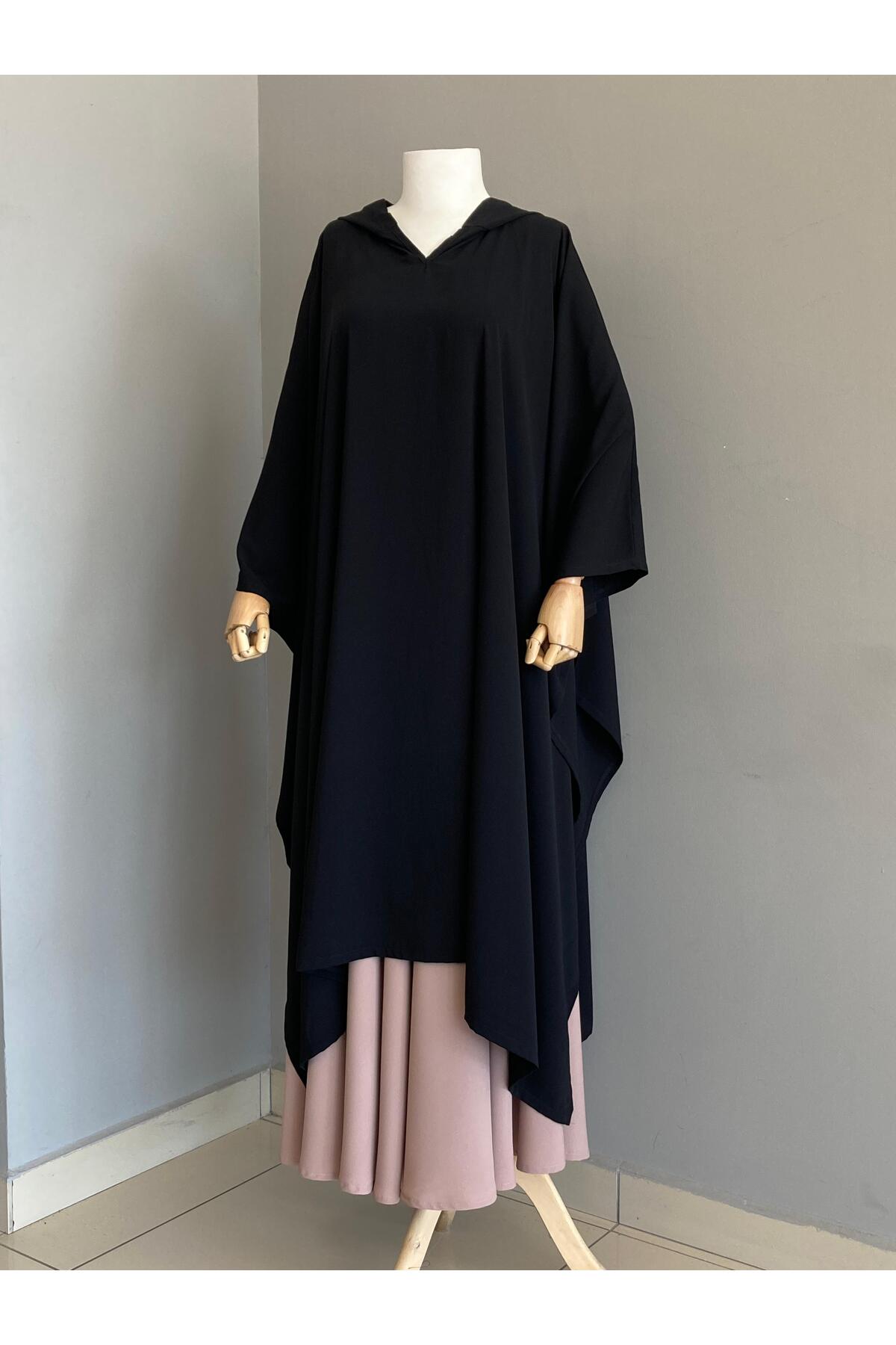 Genel Markalar  Medine Ipeği Kapüşonlu Panço