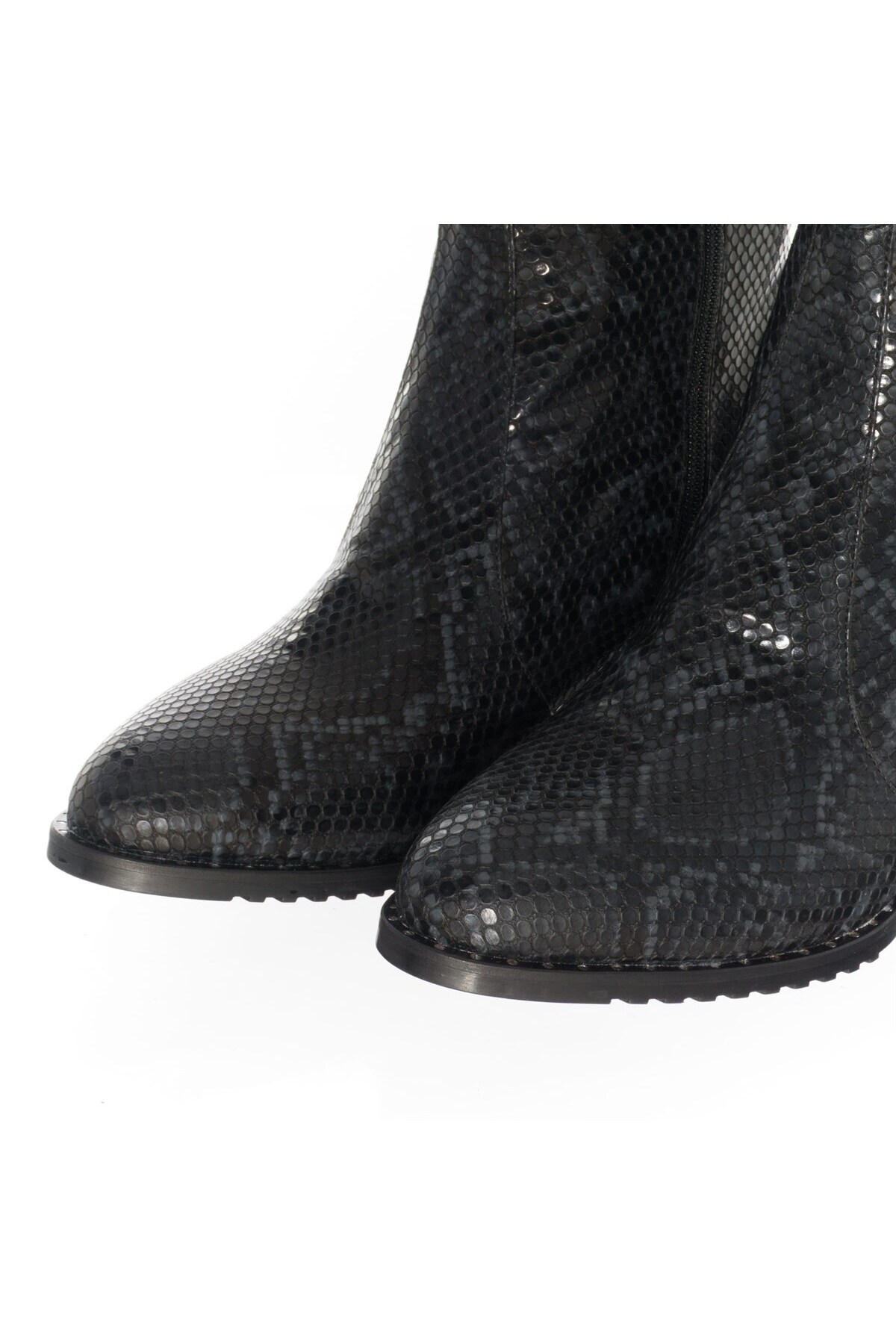 İriadam-41-42-43-44 Number K976 Black Snake Printed Special Series Top Quality Large Size Women's Boots 4