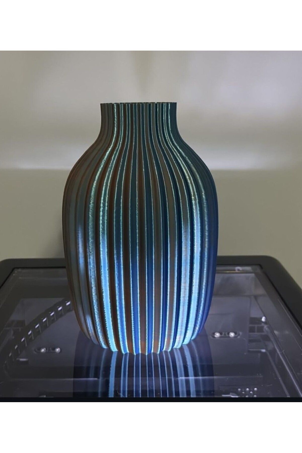LİNDEN DESİGN RİPPLE VASE