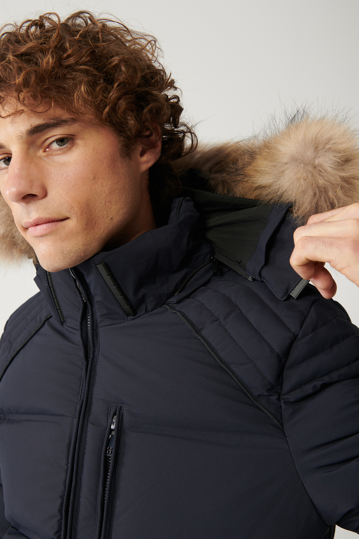 Avva-Marineblaue Pufferjacke für Herren, Gänsefedern, wasserabweisend und winddicht, Kapuze und Pelzkragen, bequem 3