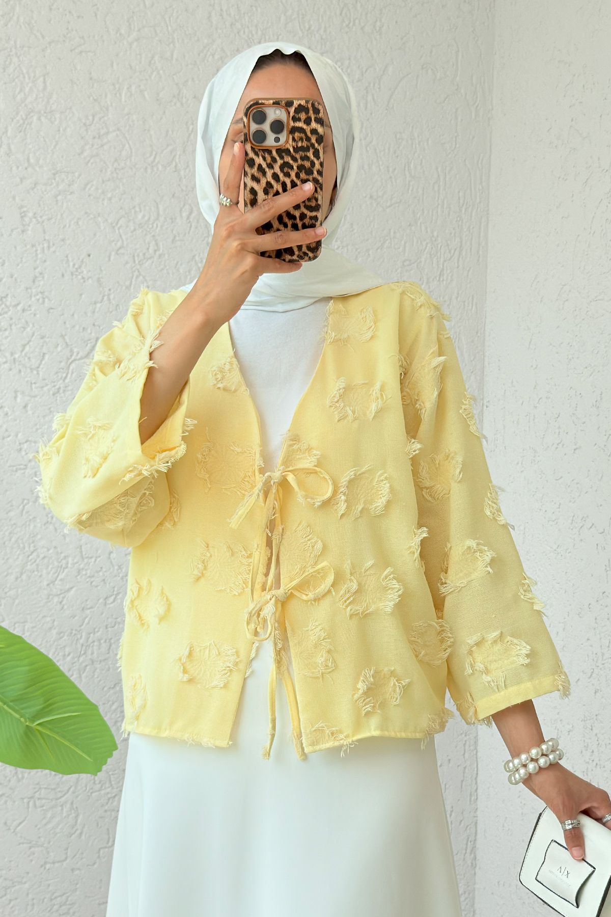 Salih Çelebi-Patch Ripped Detailed Kimono 2330 - Yellow 1