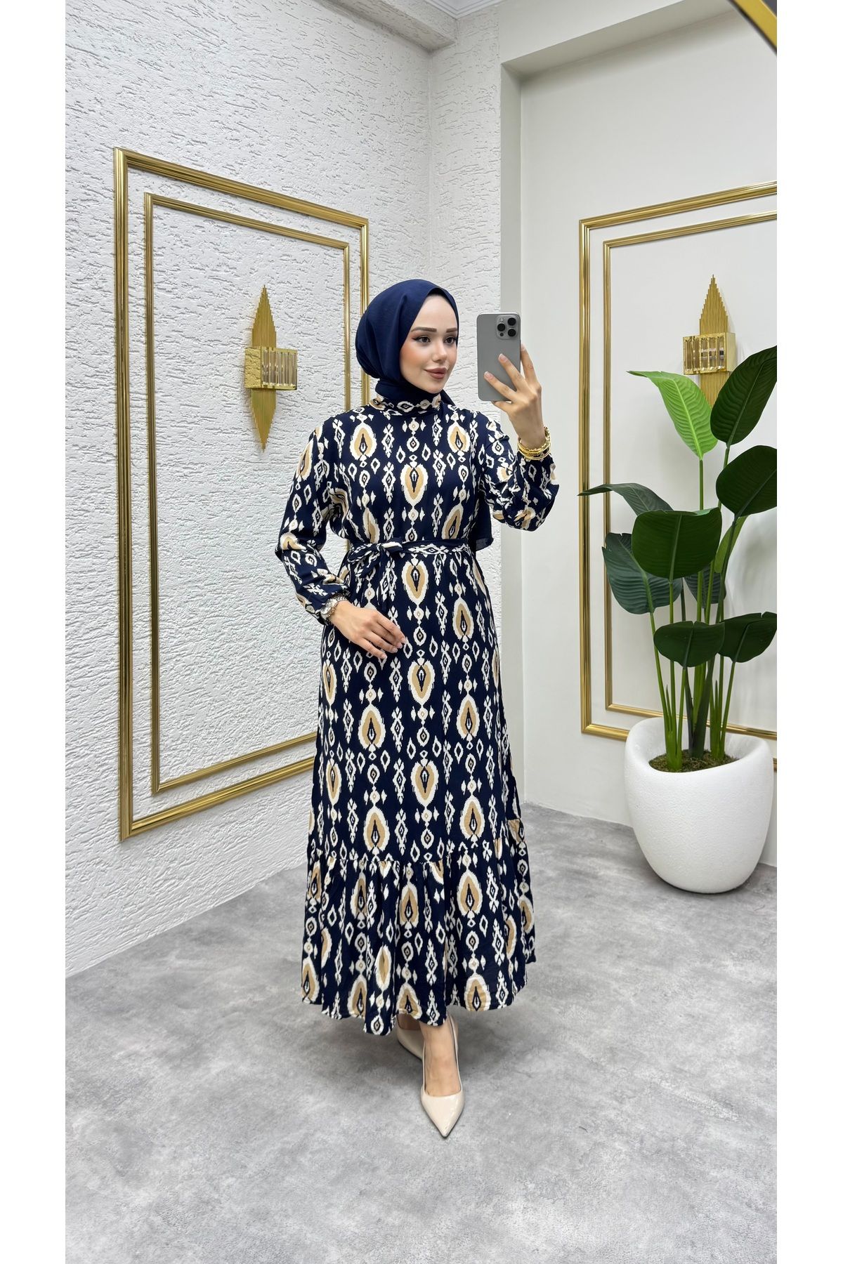 HMZ TESETTÜR ELBİSE