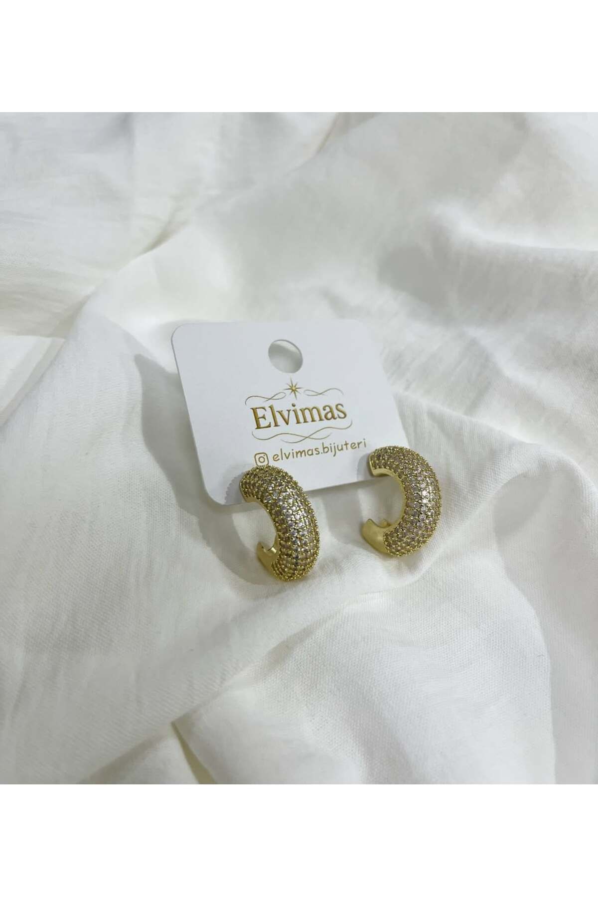 Elvimas Bijuteri Elvimas Paslanmaz Çelik Gold Zirkon Taşlı Çivi Kolye