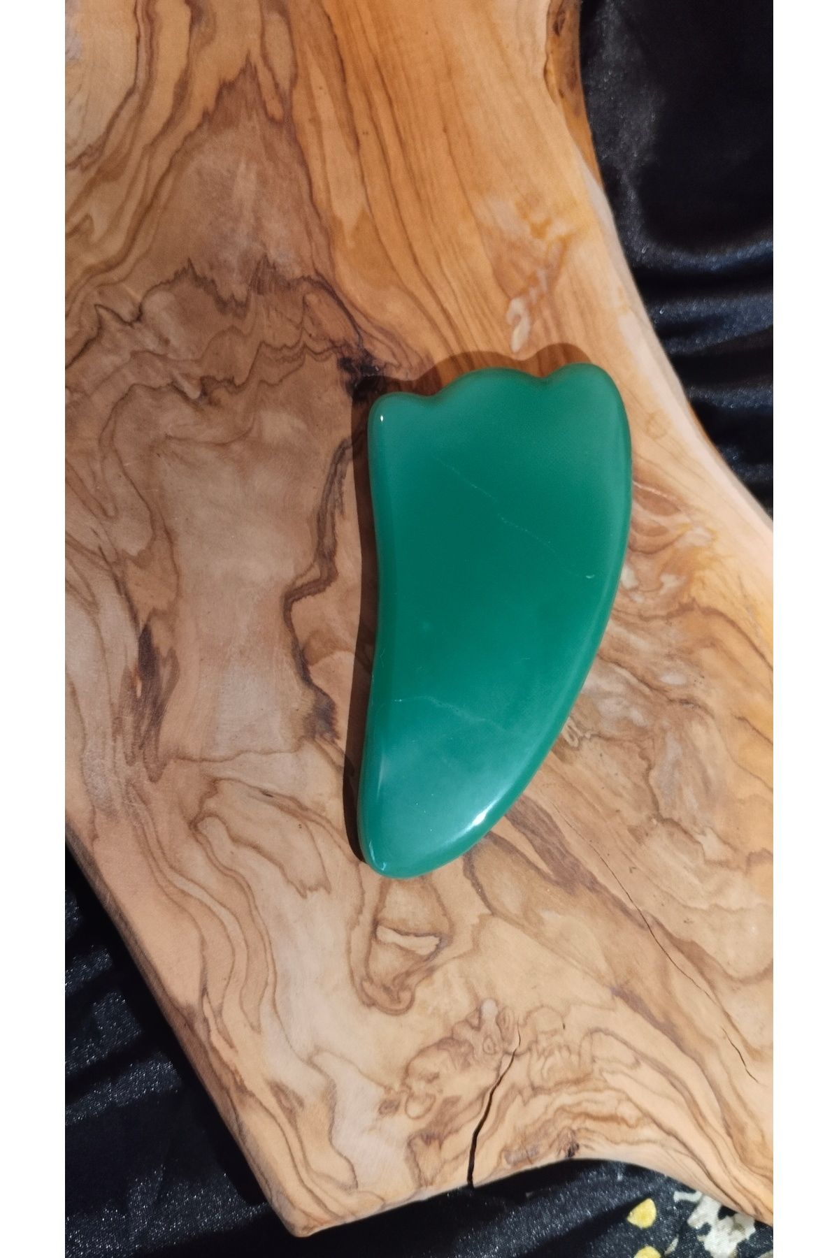 SOFT %100 Doğal Yeşim Taşı Gua Sha Masaj Aleti