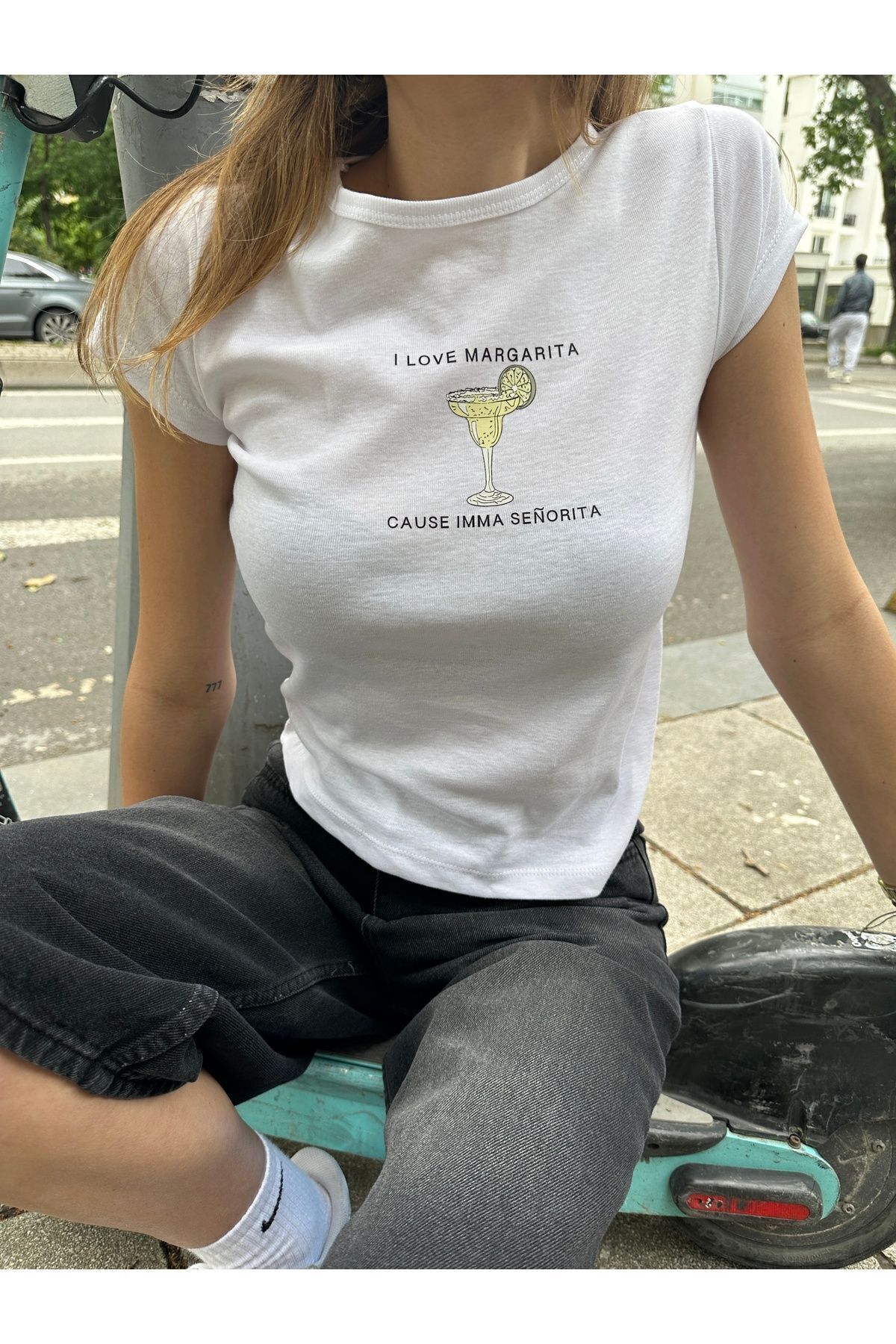 LAYORA I LOVE BASKILI PAMUKLU CROP TSHIRT