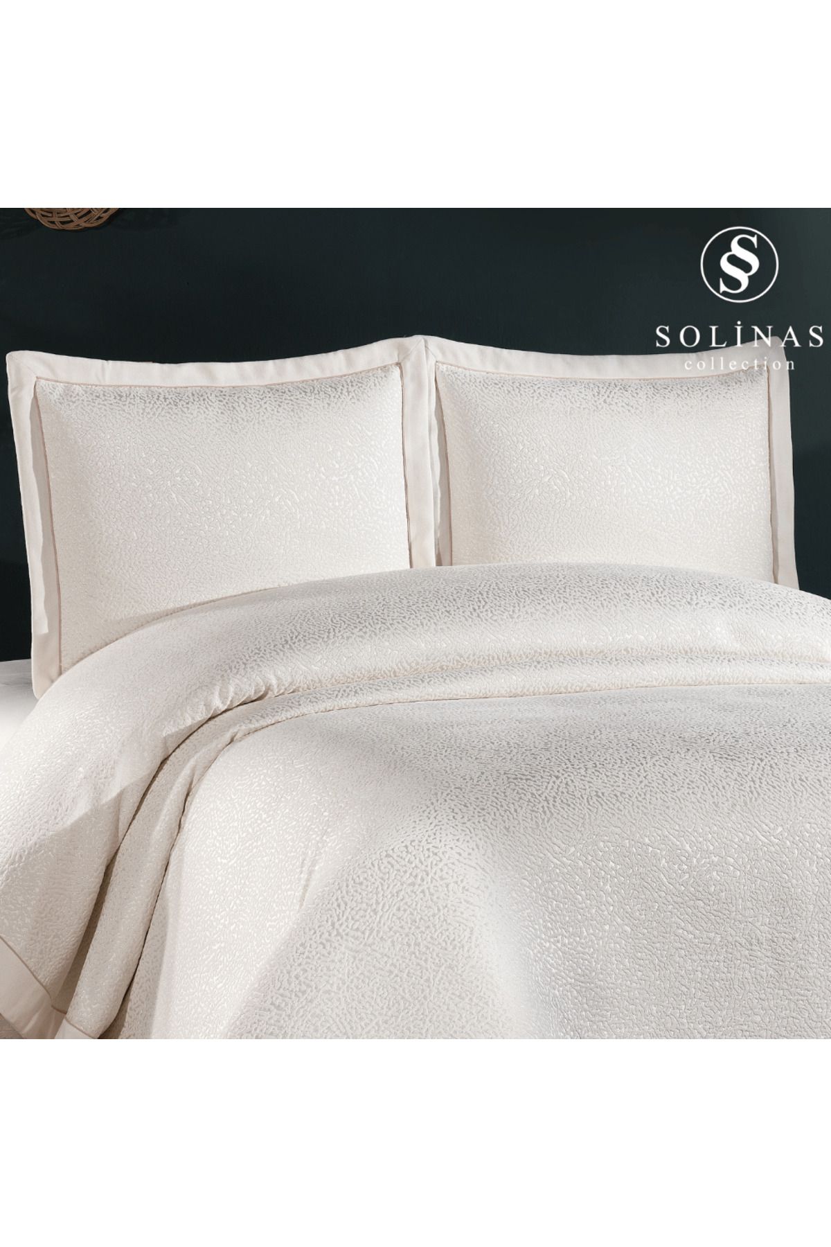 Solinas Collection Bellamira Krem Kenarı Biyeli Çift Kişilik Yatak Örtüsü