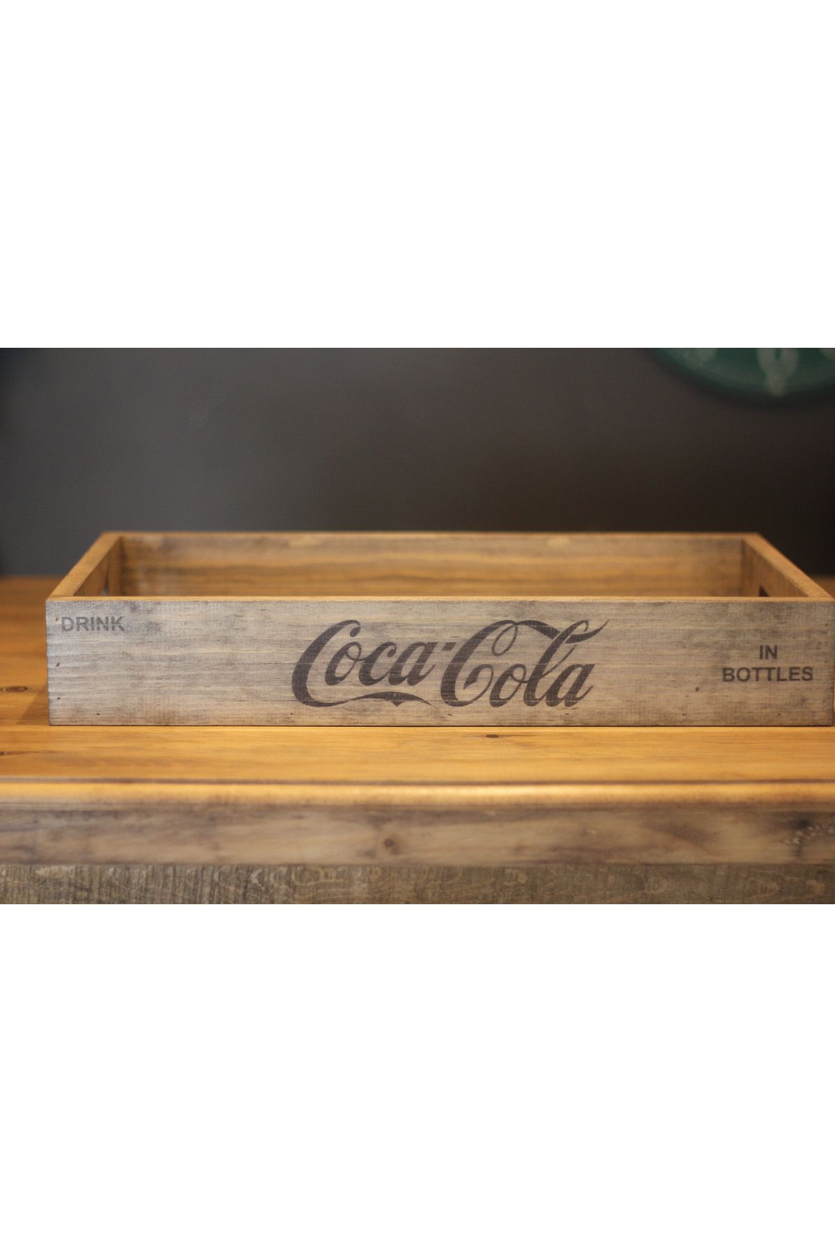 pratikolay RETRO TEPSİ COLA (50x28x30cm)