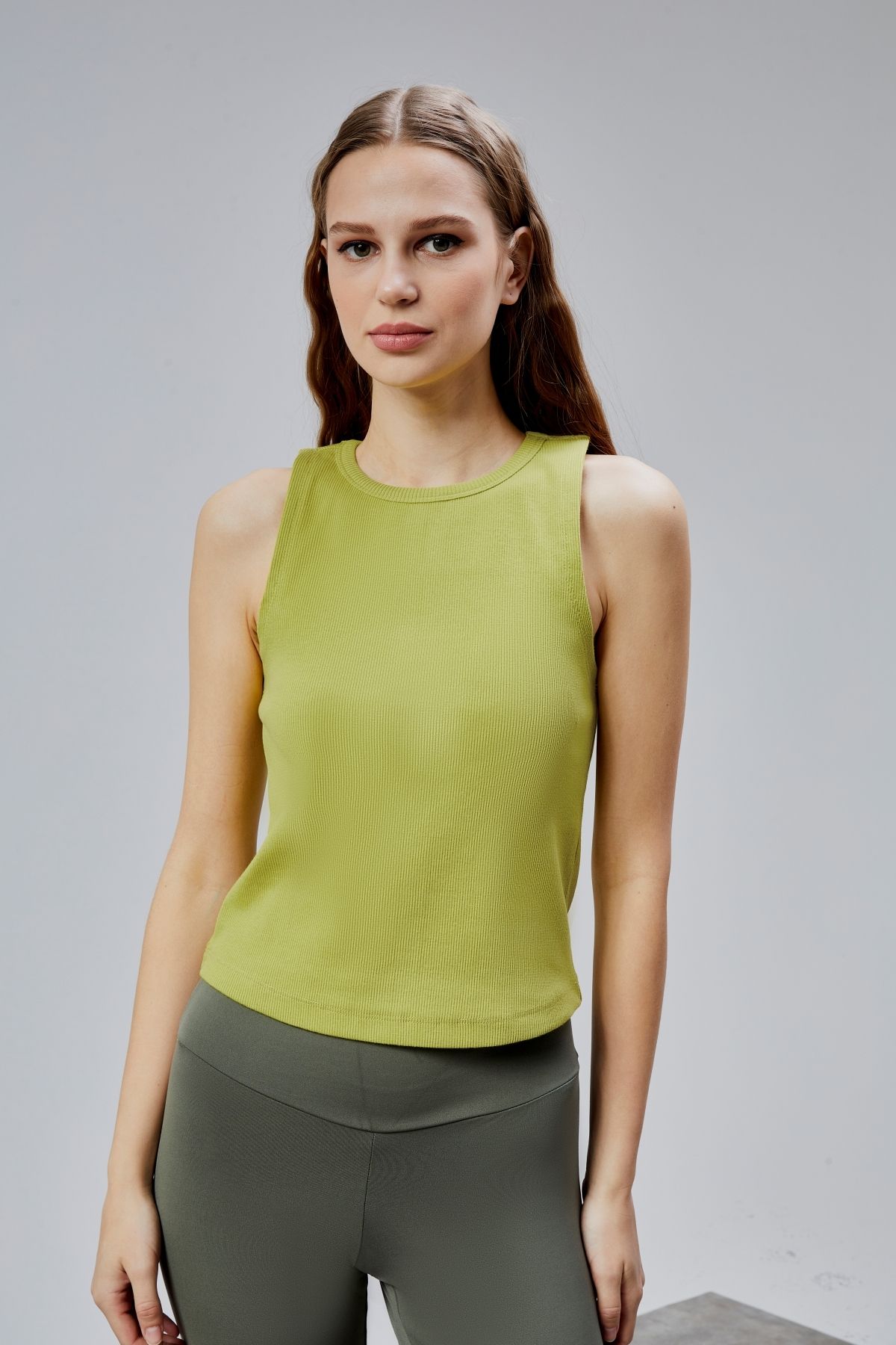 TF The Fancy For You Kadın Halter Yaka Kolsuz Basic Crop Bluz