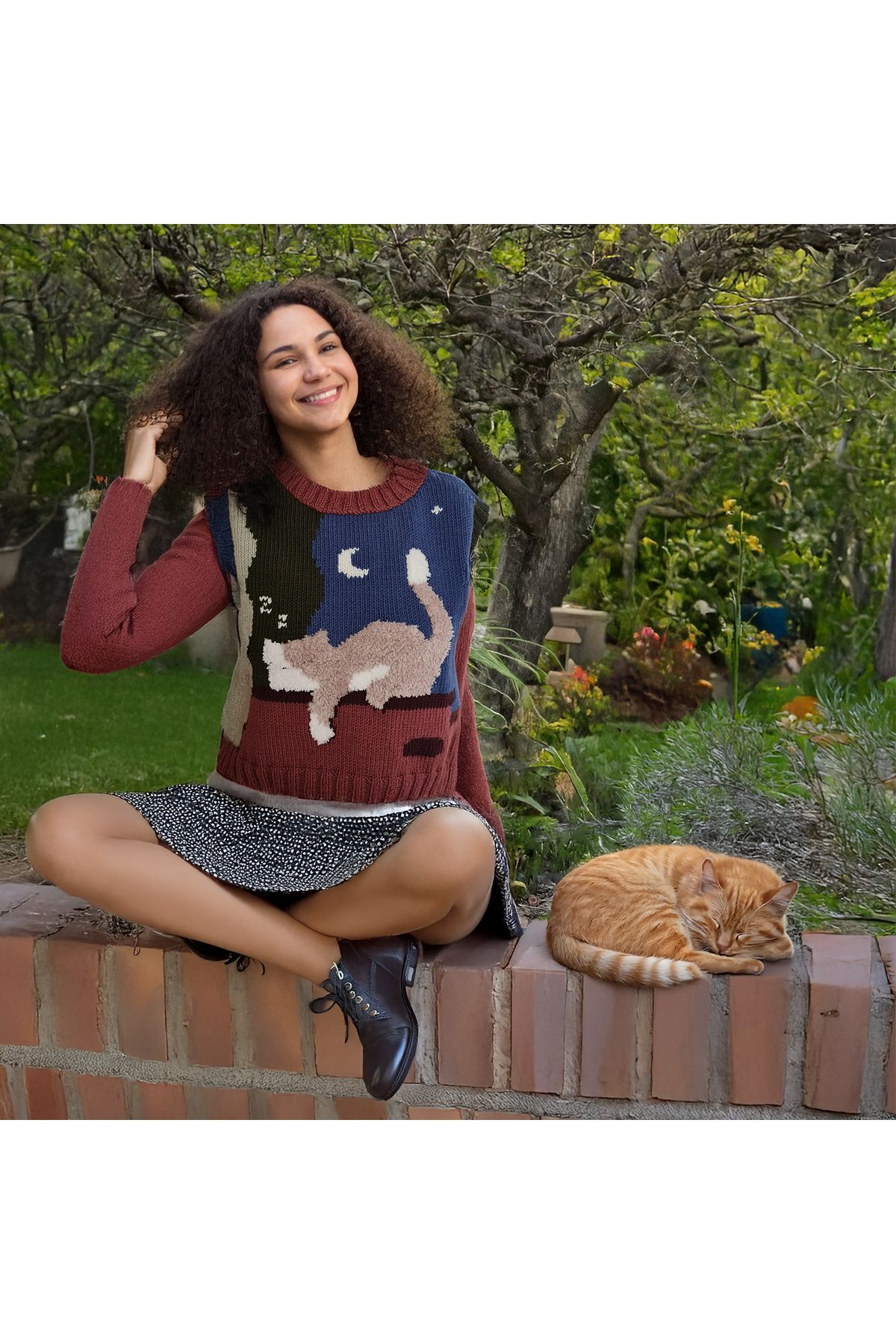 Zone Design Store-Hand Knitted Cat Themed Oversize Sweater |   Feather and Soft Design 3